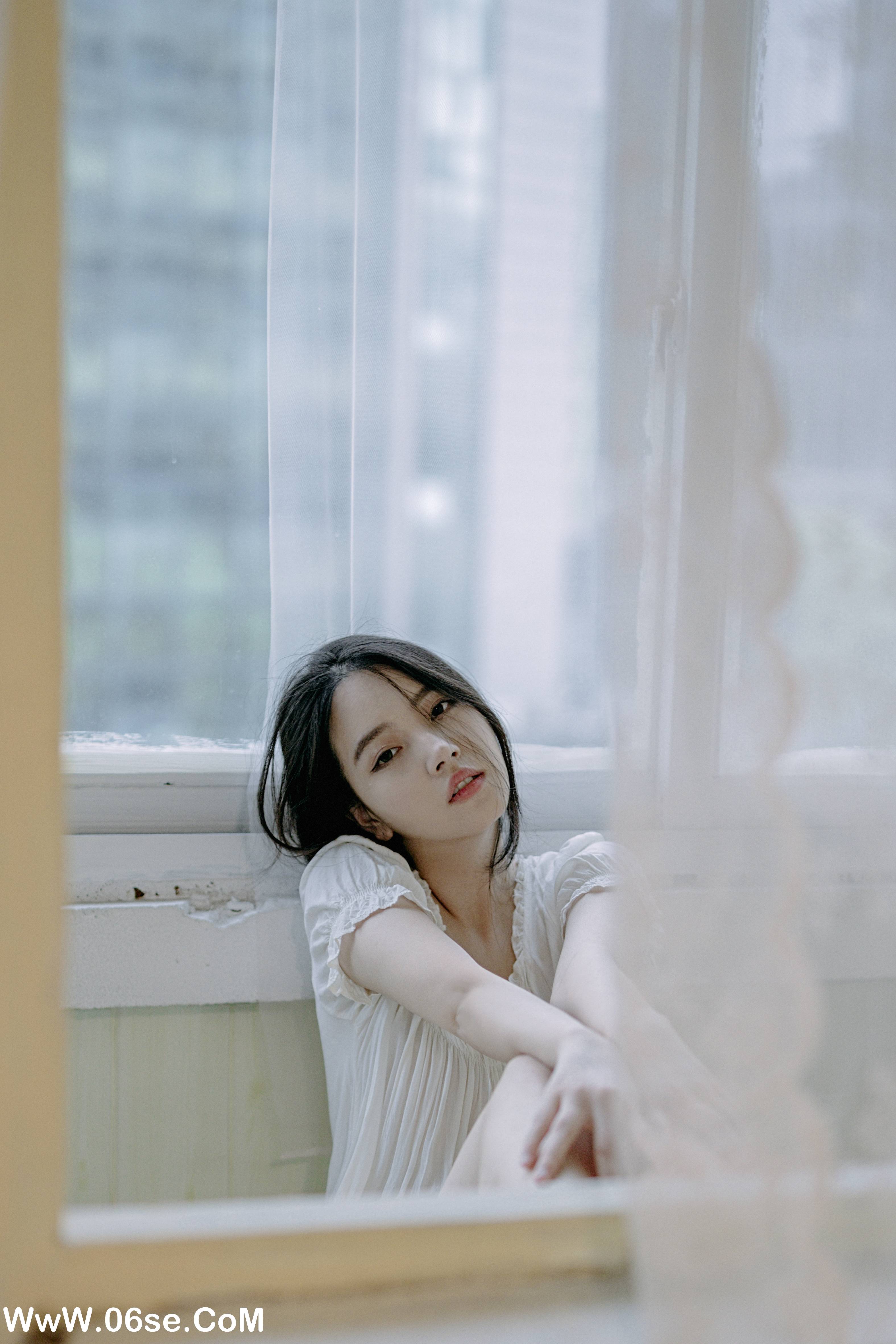 图片[27]-[YITUYU艺图语]2022.08.10 蓝卷珠帘 幽灵胡子[26+1P／406MB]-六色网