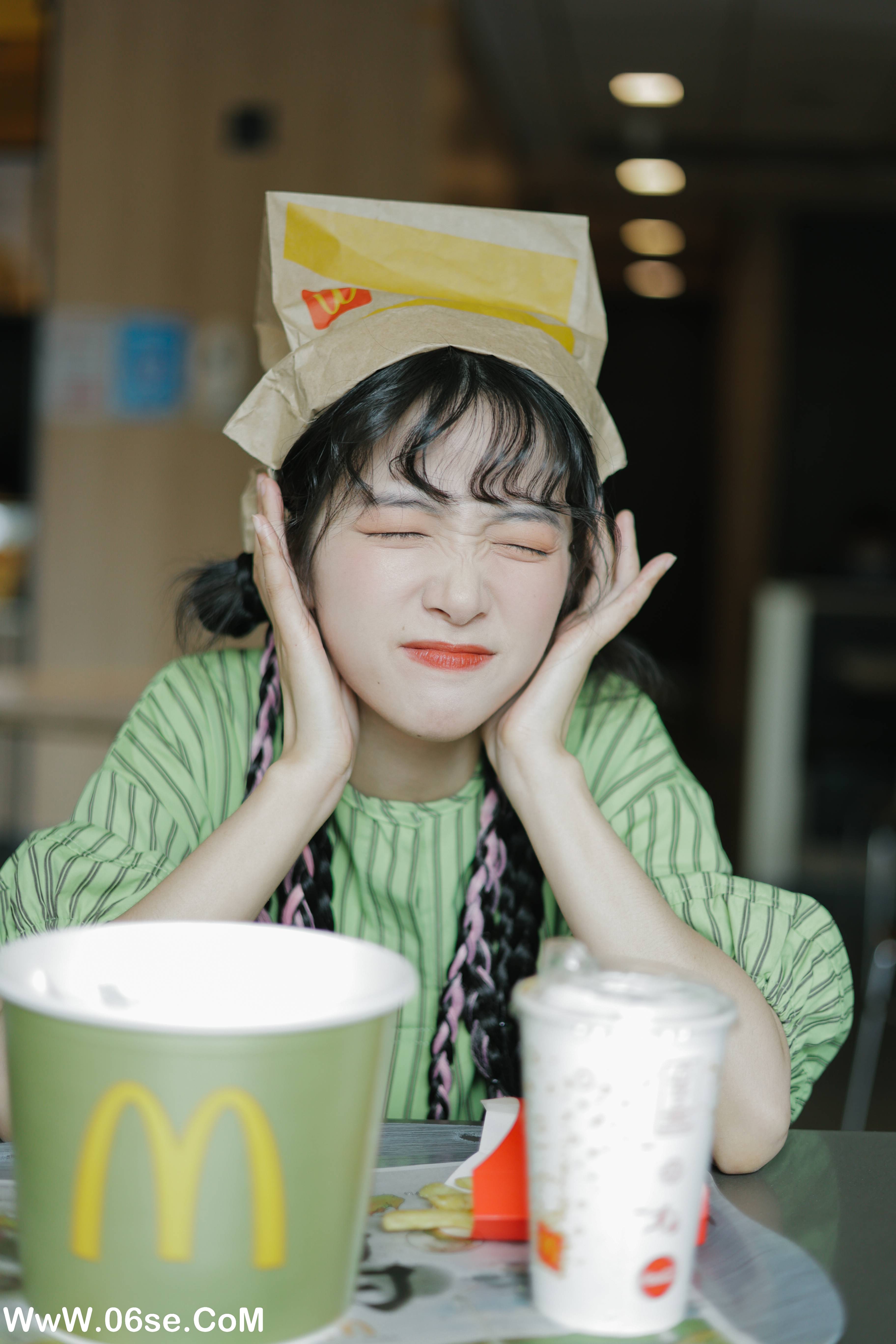 图片[28]-[YITUYU艺图语]2022.08.02 夏日女友 一只阿梦崽[41+1P／308MB]-六色网