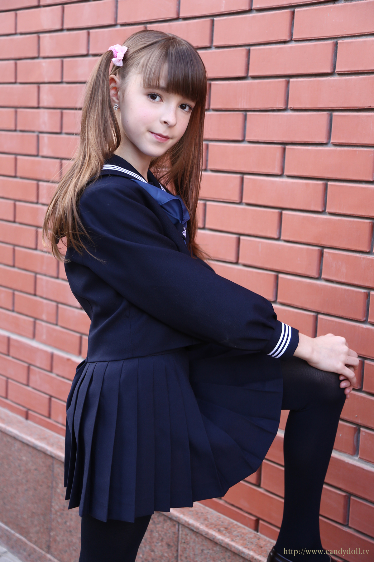[Image: b5001085ee46a17f6da71.jpg]