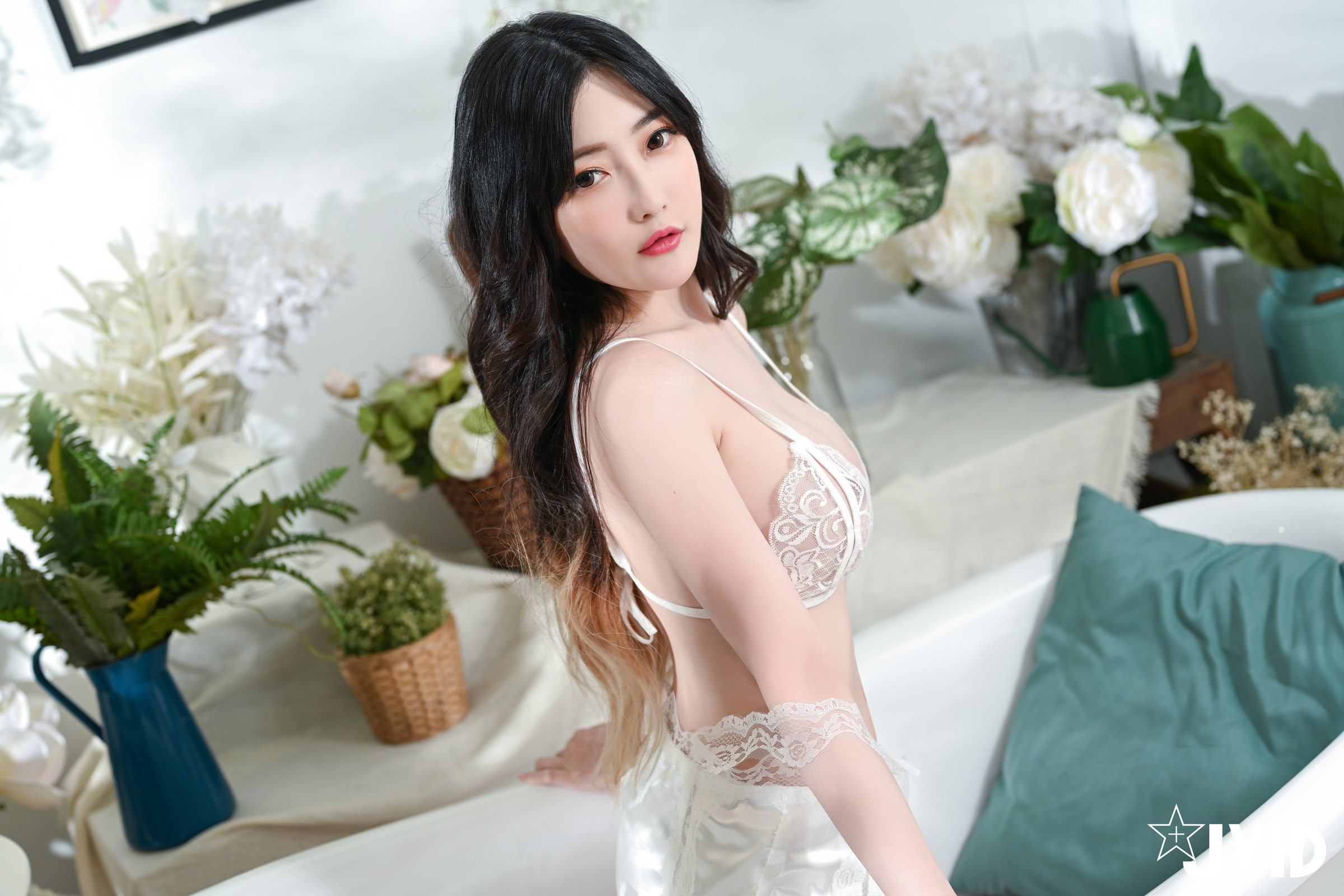[JVID] 璃奈酱  154P 84