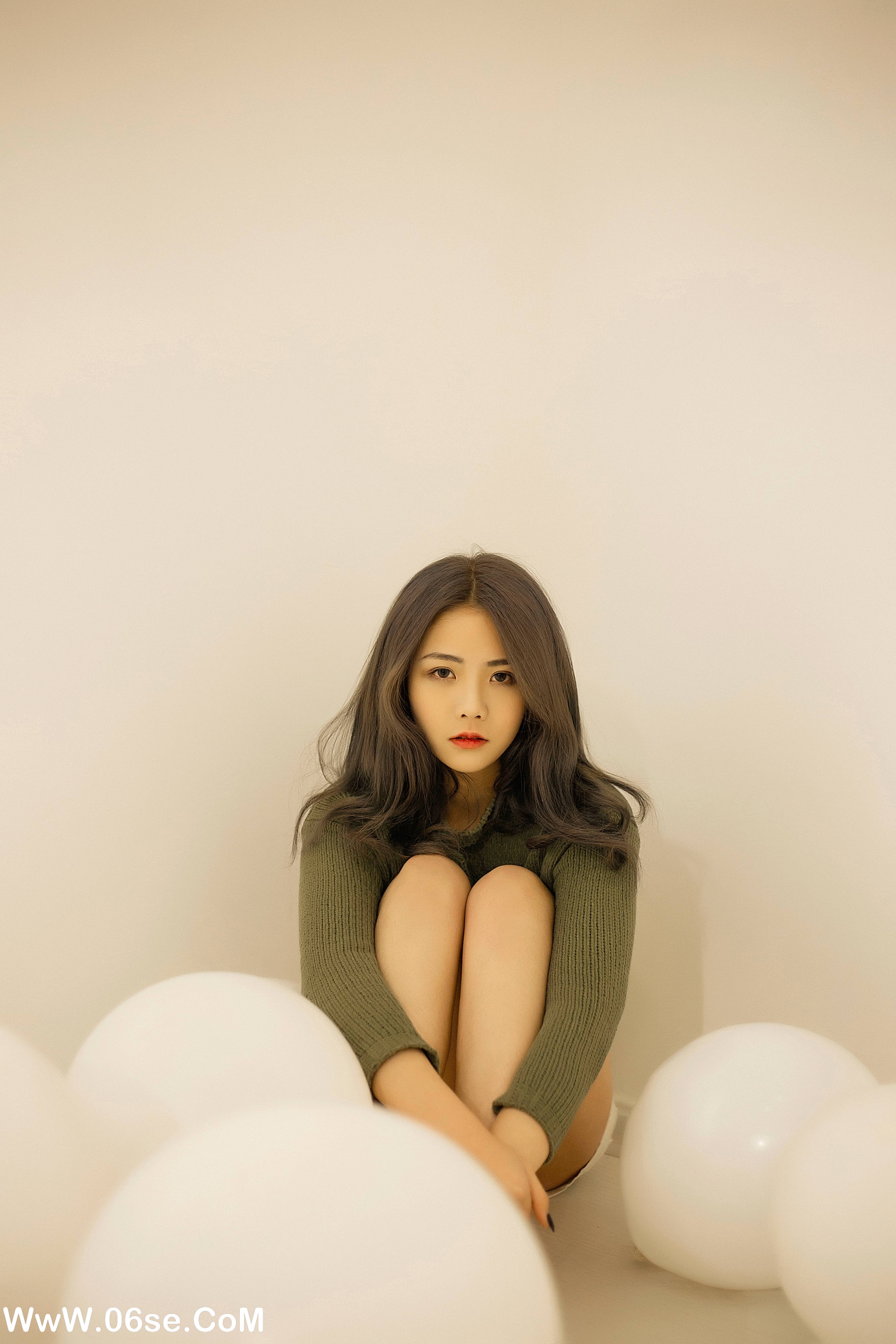 图片[11]-[YITUYU艺图语]2022.06.24 无声温暖 方园[22P-308.6M]-六色网