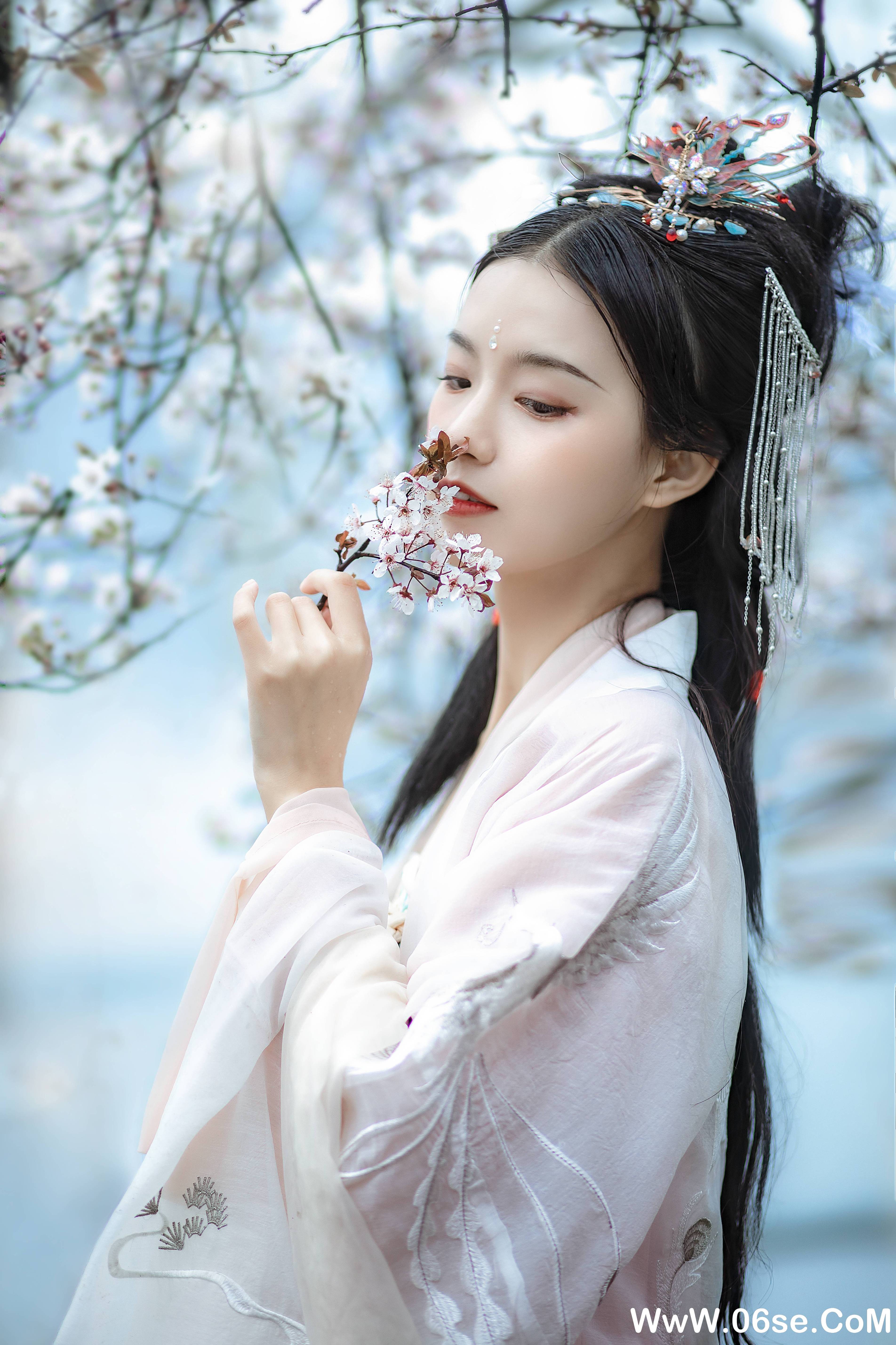 图片[3]-[YITUYU艺图语]2021.09.23 杏花雨 北川[18+1P／304MB]-六色网