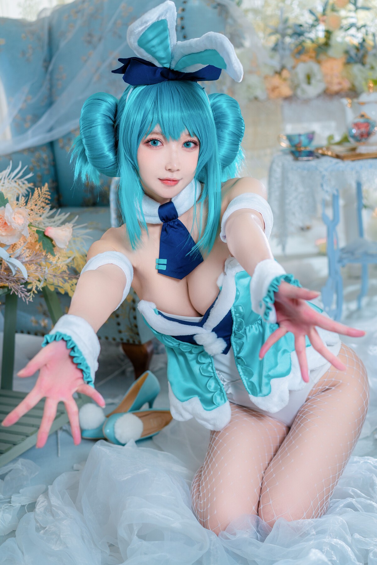 [阿包也是兔娘] 白兔 Miku 17