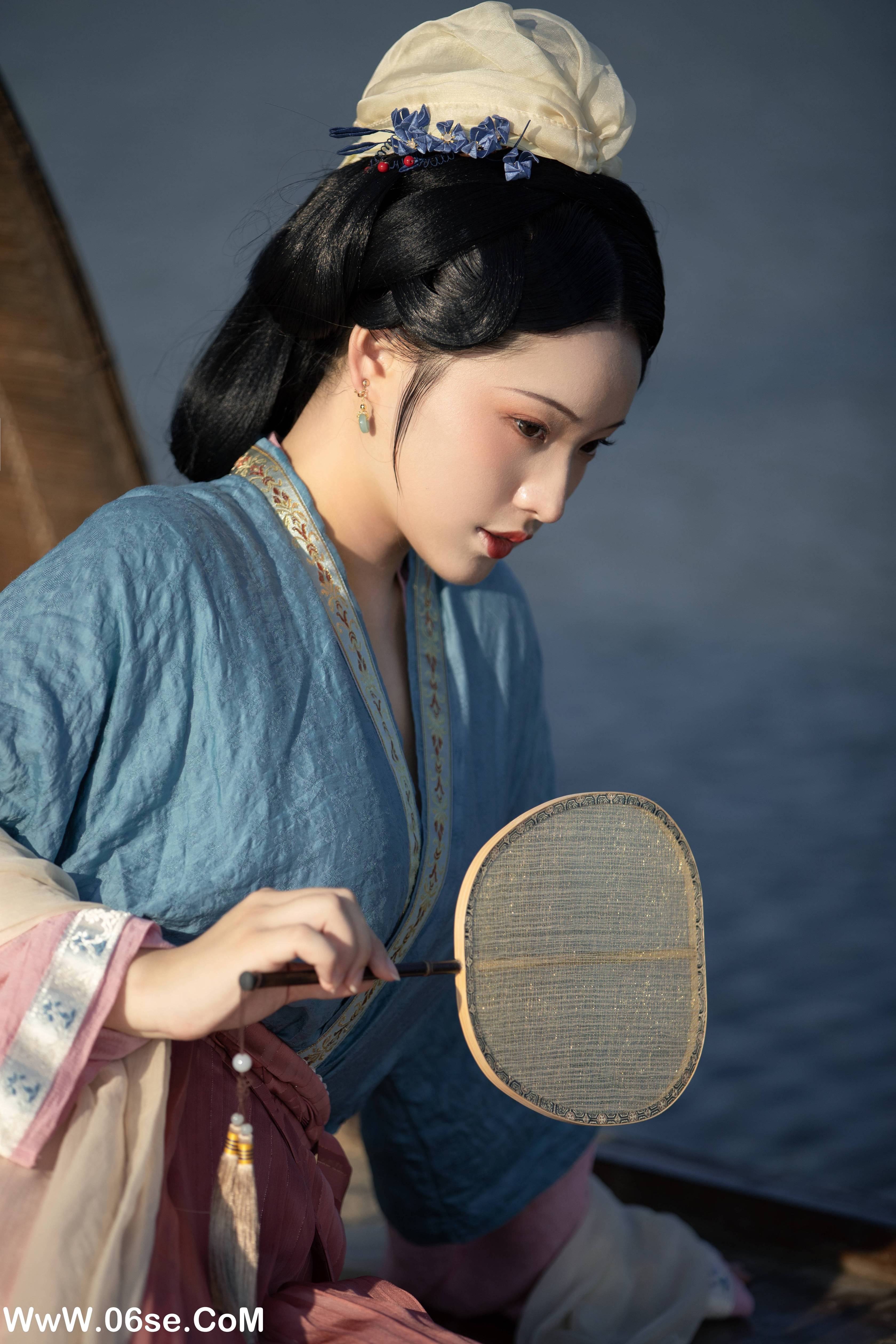 图片[14]-[YITUYU艺图语]2022.11.09 游湖 保卫萝卜的阿叽[35+1P／520MB]-六色网