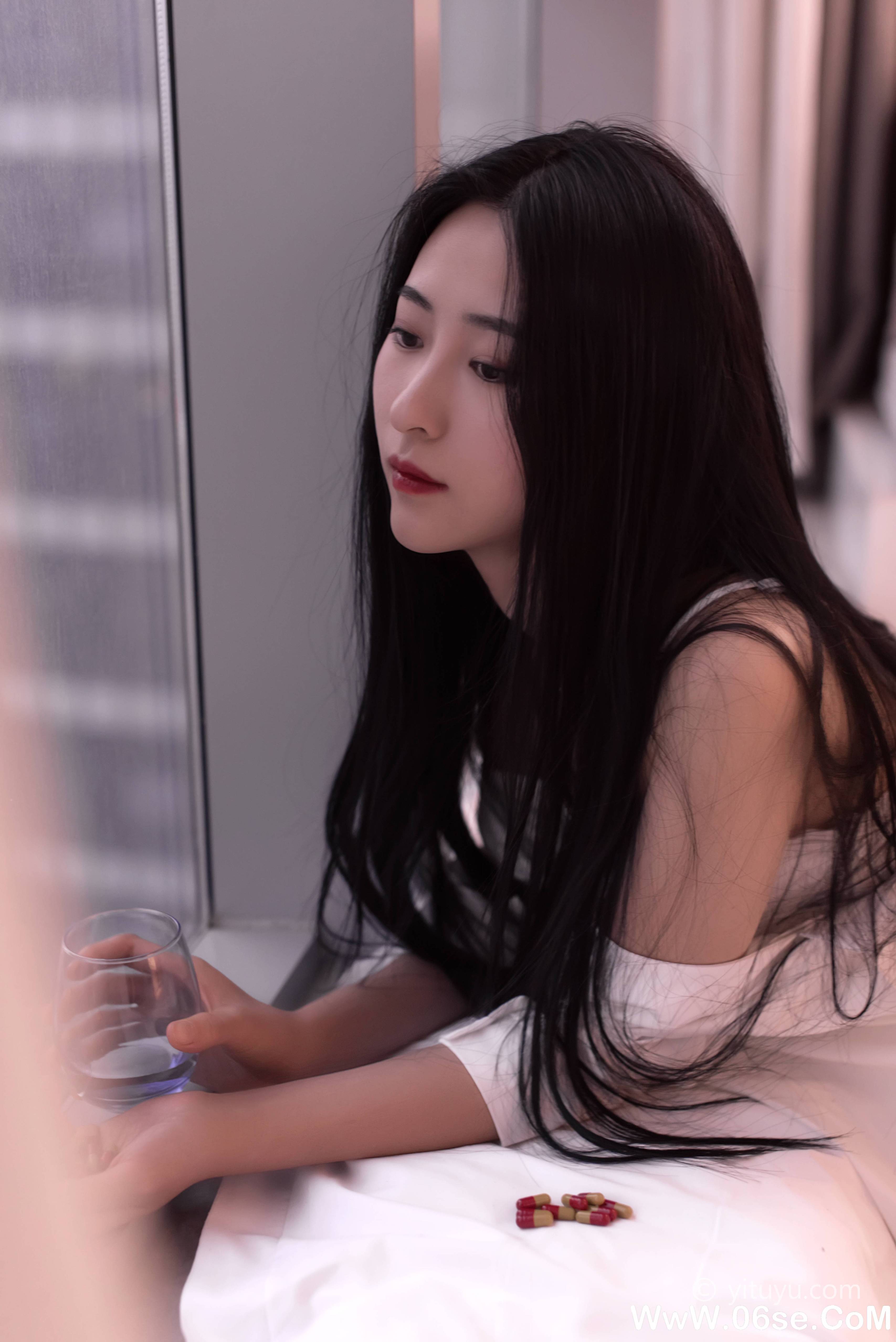图片[33]-[YITUYU艺图语]2021.08.16 分手前 颖儿[38+1P／479MB]-六色网