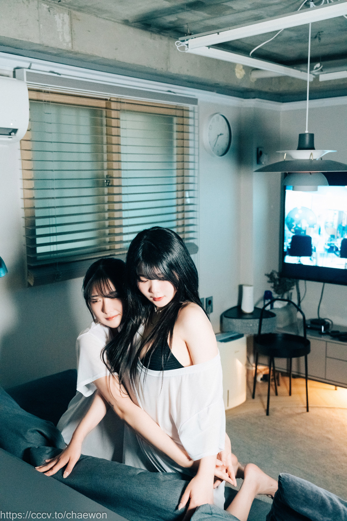 Sonson 손손, ZIA.Kwon 권지아, [Loozy] Yuri, Girl’s love Set.01 45