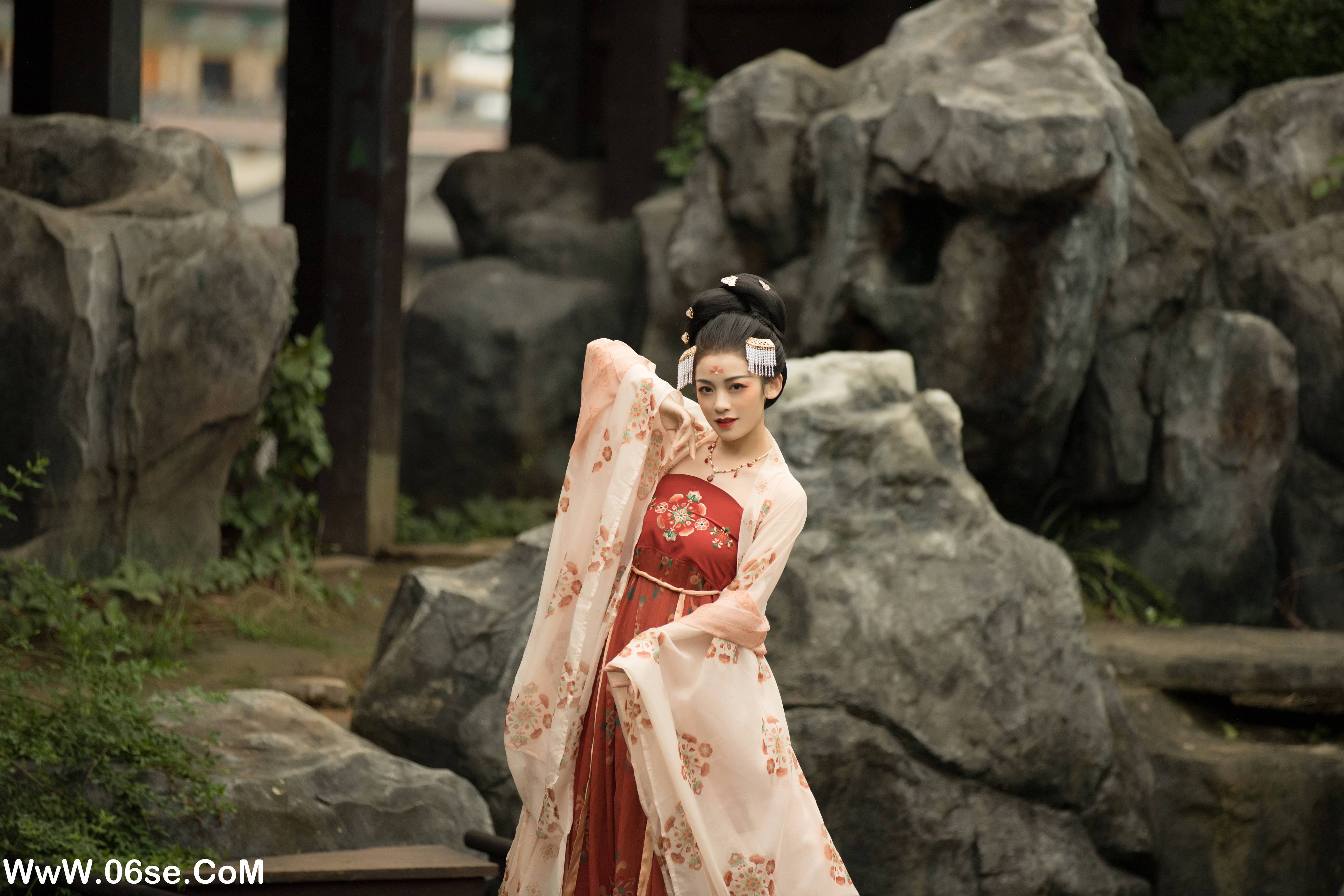 图片[21]-[YITUYU艺图语]2022.07.06 阙楼霓裳 清沅斋[42+1P／585MB]-六色网