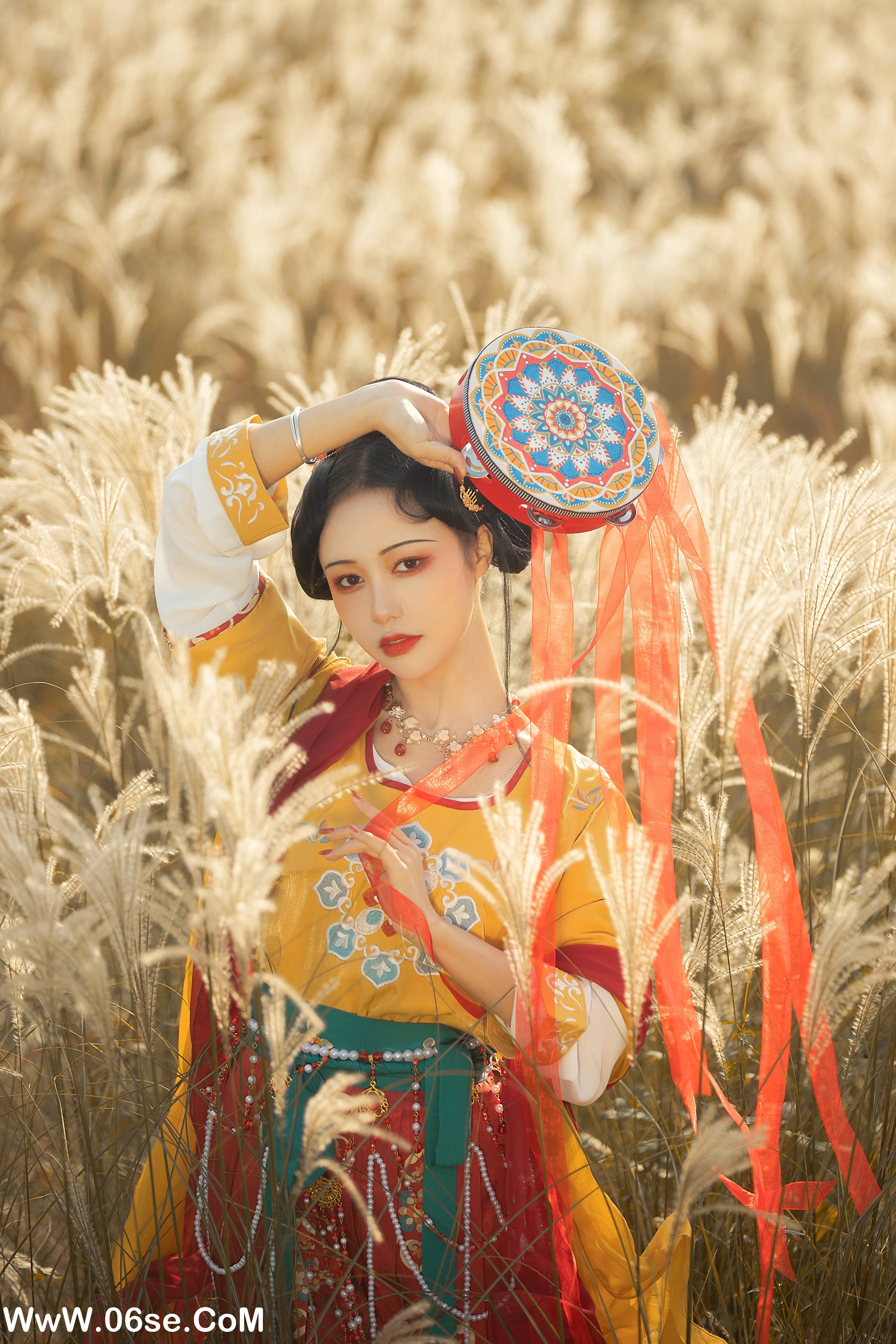 图片[12]-[YITUYU艺图语]2022.08.18 萋萋 梨一依[22+1P／287MB]-六色网