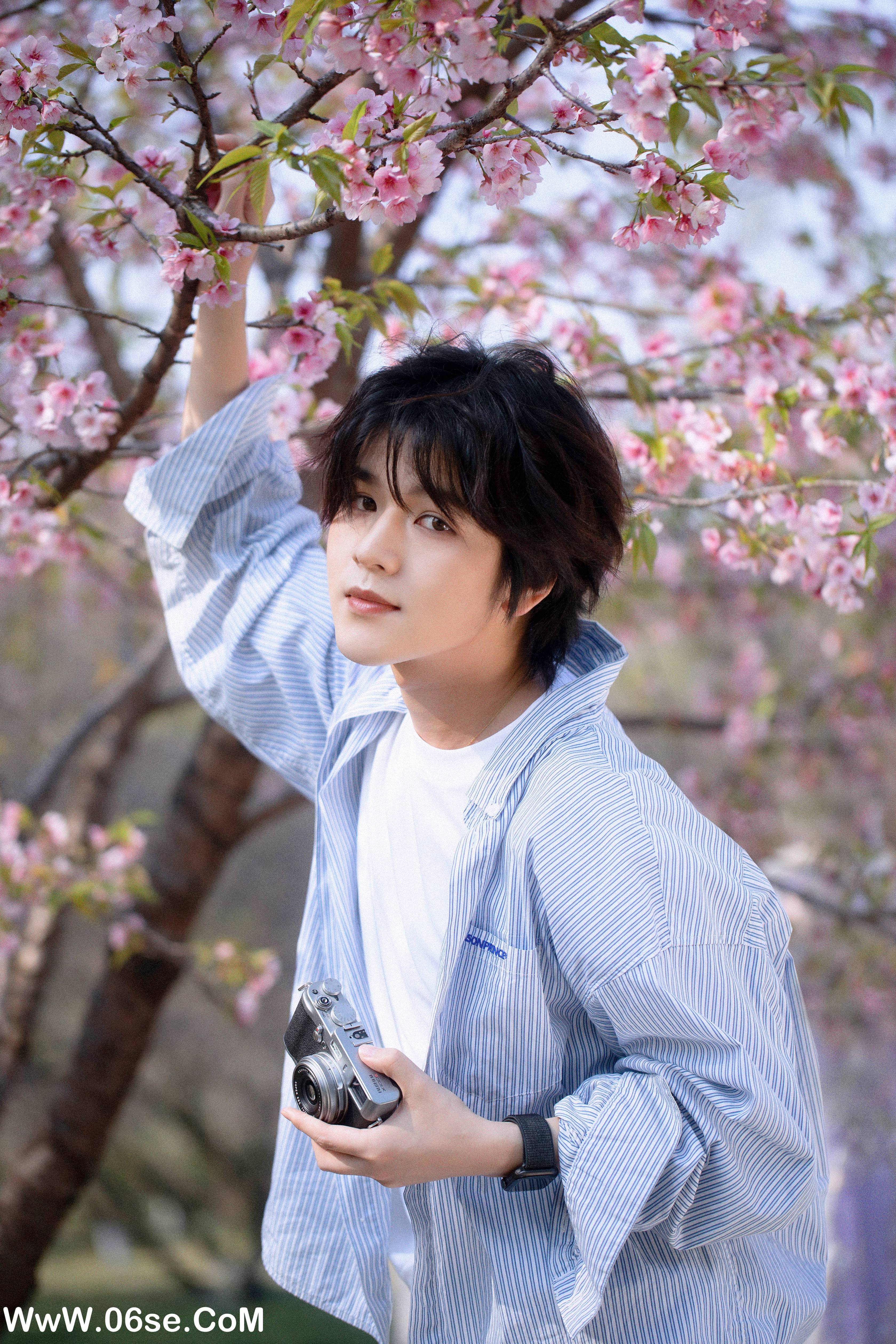 图片[9]-[YITUYU艺图语]2022.05.29 樱花少年 李宇轩Yashon[23P-782.71MB]-六色网