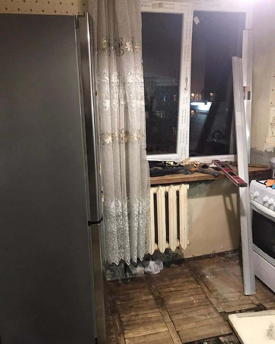 Капитальный ремонт кухни на которой заменили все от пола до потолка ...