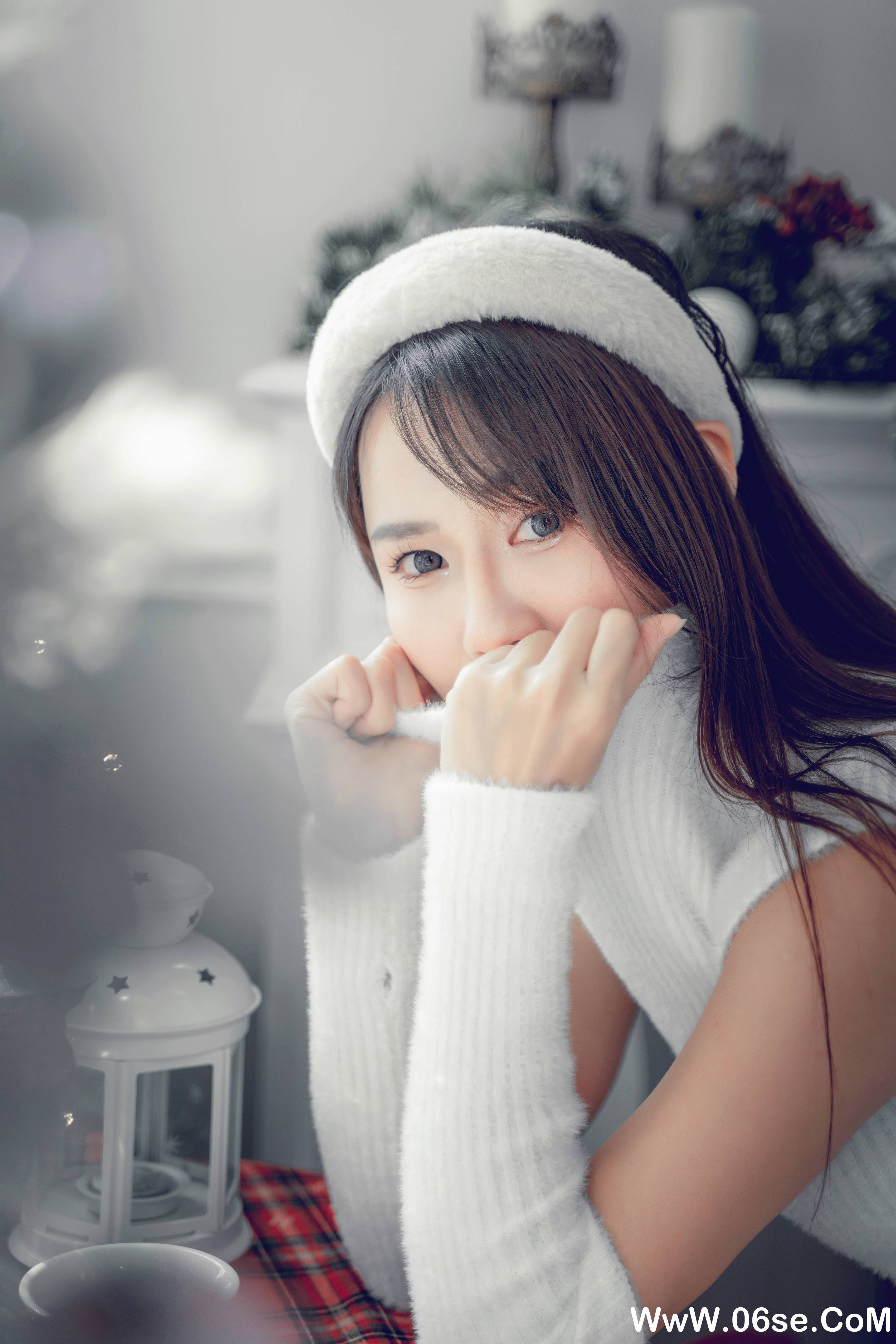 图片[15]-[YITUYU艺图语]2021.12.21 圣诞少女 lin[41+1P／446MB]-六色网