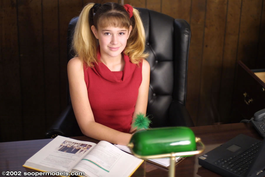 [Image: b6d95d3d25cf4ae5b59b4.jpg]