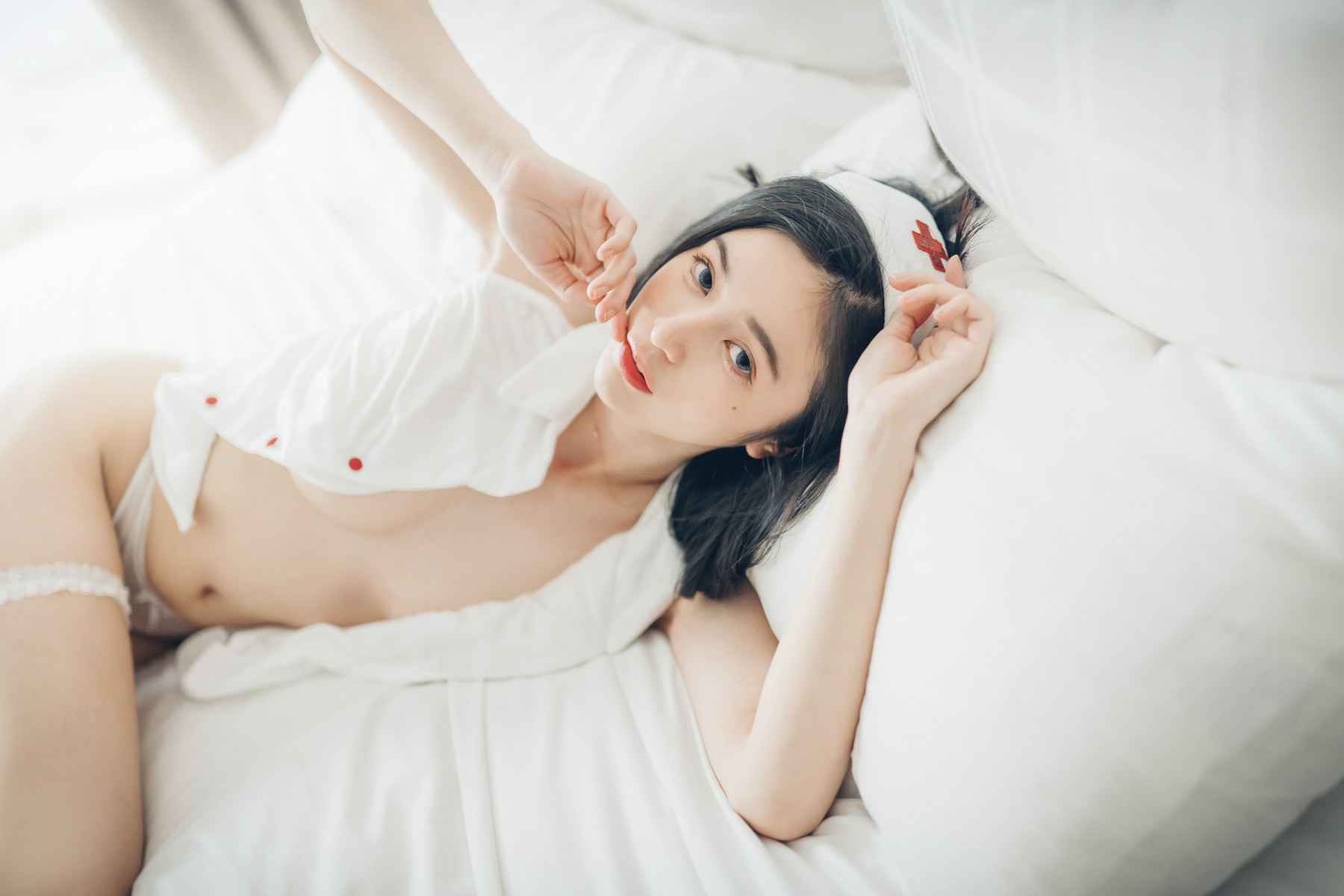 仙仙辰 透明內褲張開腳?比駱駝蹄還更厲害?中空小護士＋兩片式睡衣 Vol.01 25