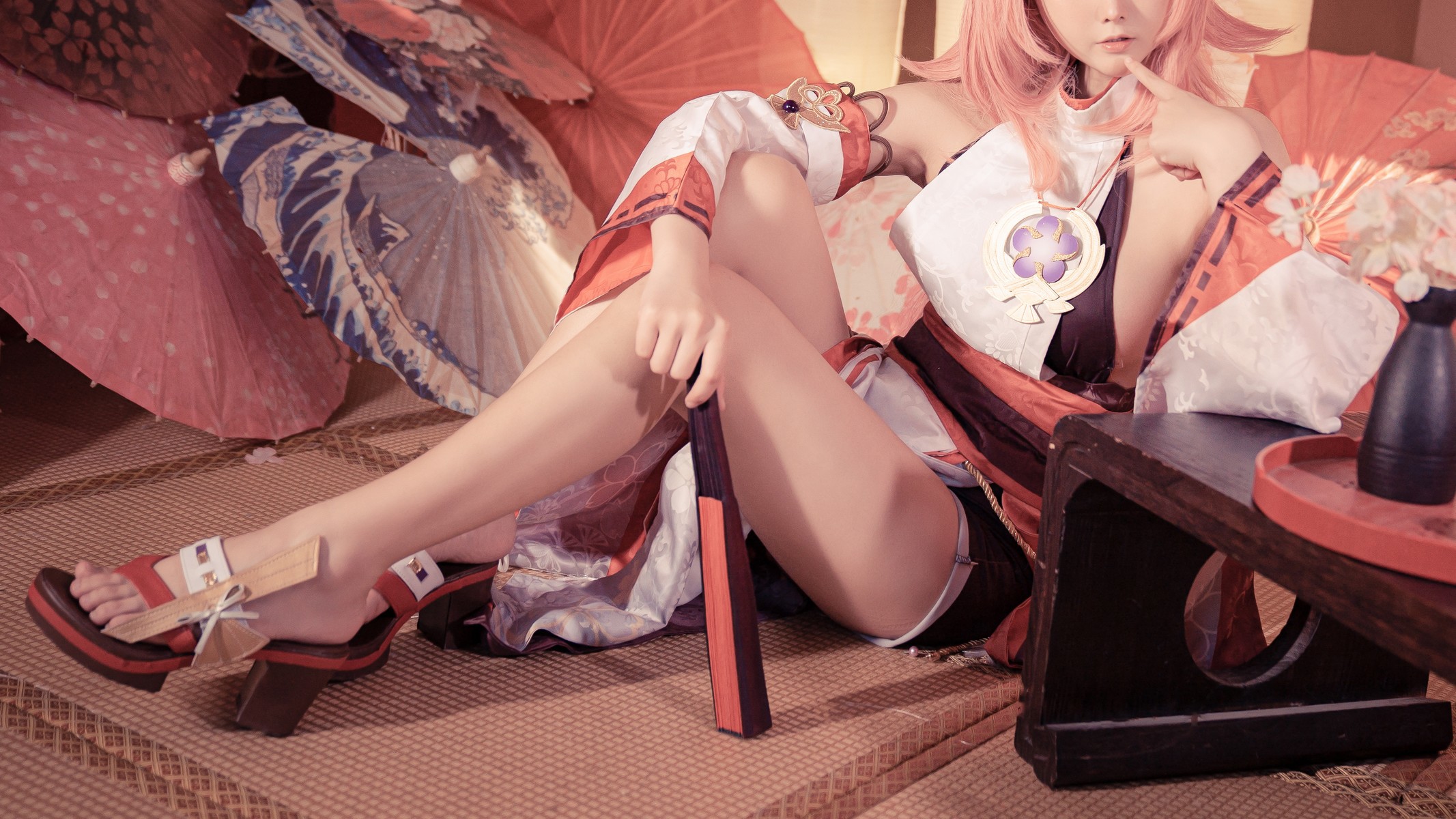 小礼好困 @SleeppyLee1  Cosplay 八重神子 6