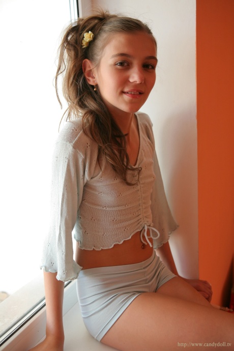 [Image: b72efbb9038e63fe7ed0a.jpg]