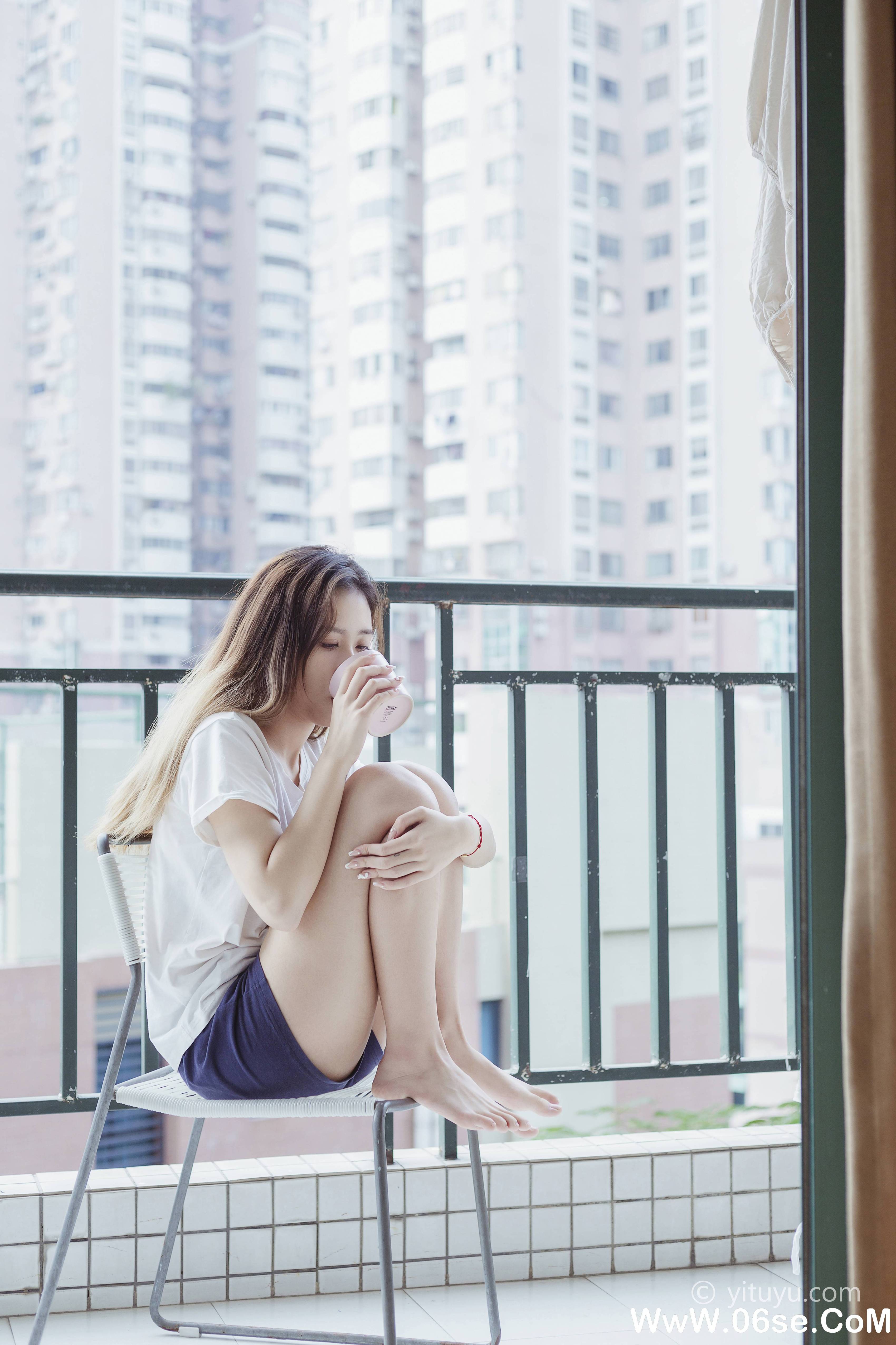 图片[5]-[YITUYU艺图语]2021.07.07 独自醒来 Jenny[35P／378MB]-六色网