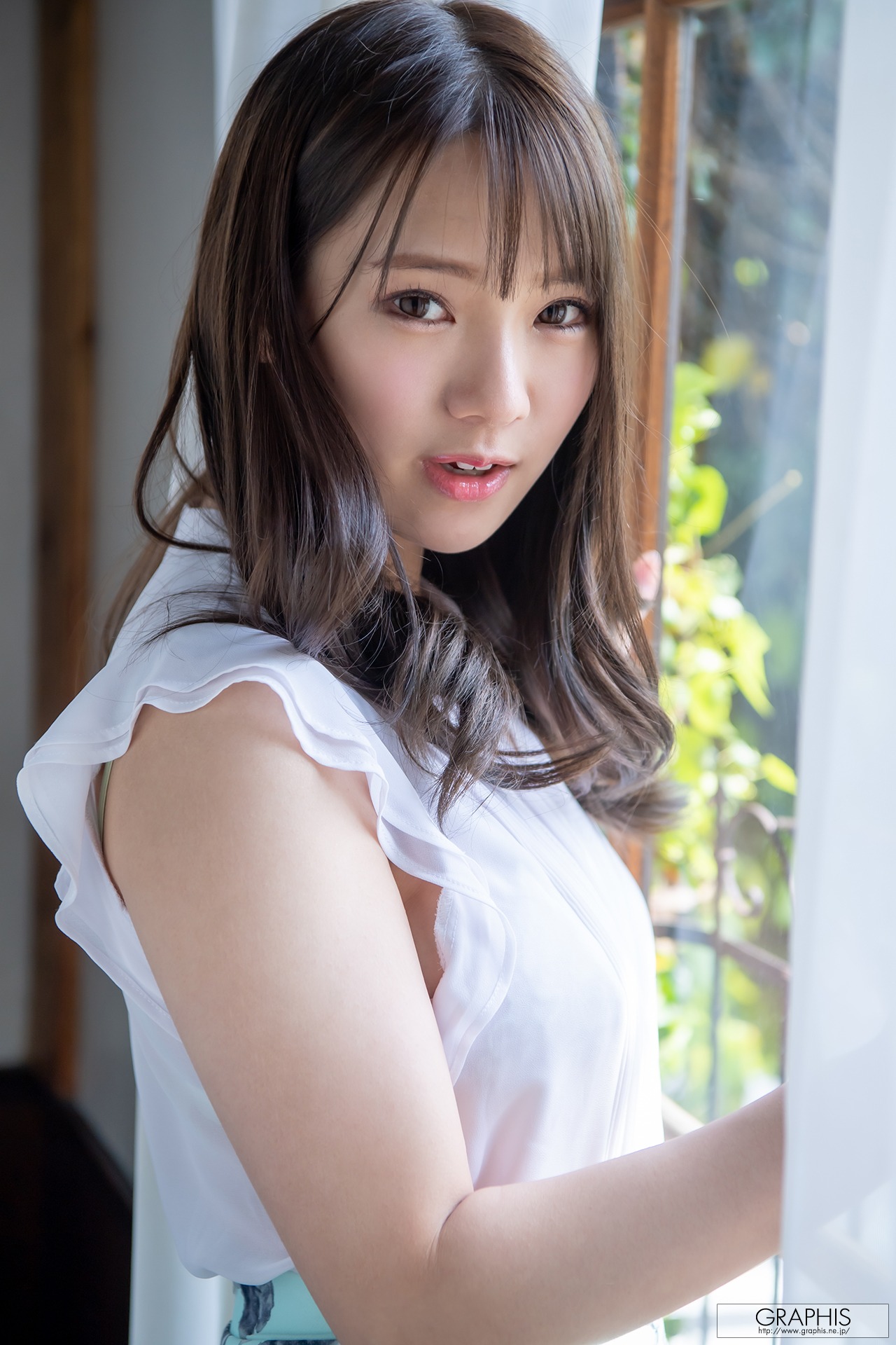 [Graphis] First Gravure - Uta Hayano はやのうた 141P 19
