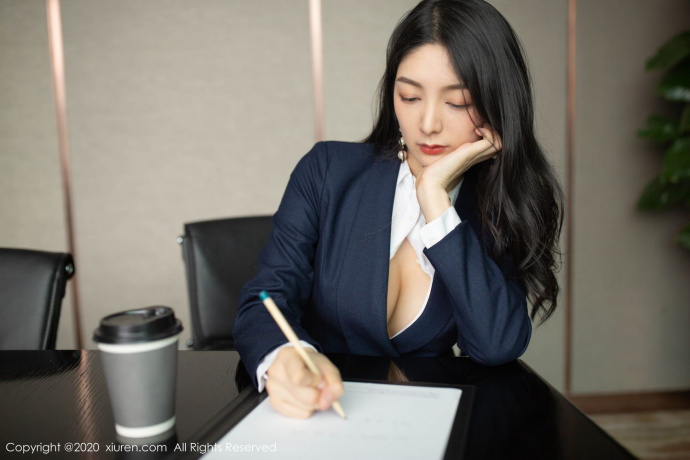 [Image: b7e30aface3c35415a245.jpg]