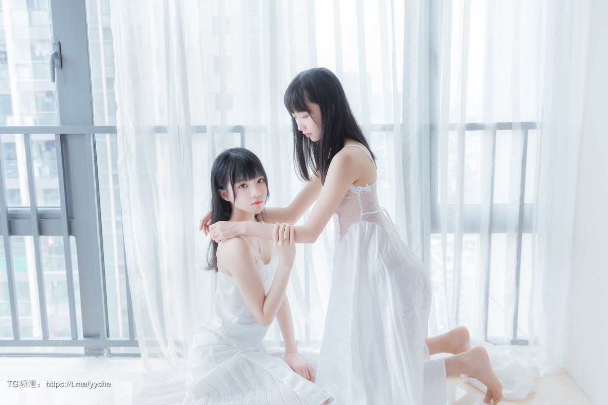 [Cos]桜桃喵- 朝(白裙×白裙)[58P] 1