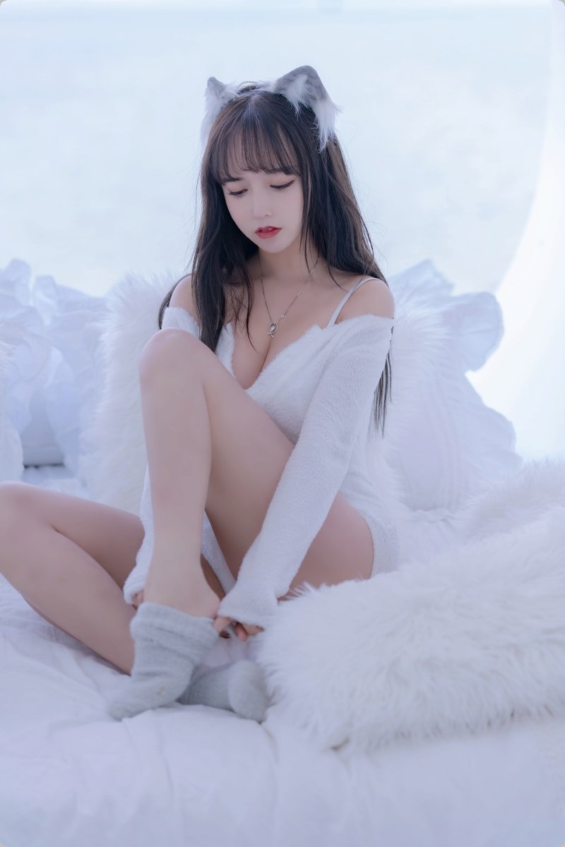 [Cos]过期米线线喵 - 小白狼[56P] 30