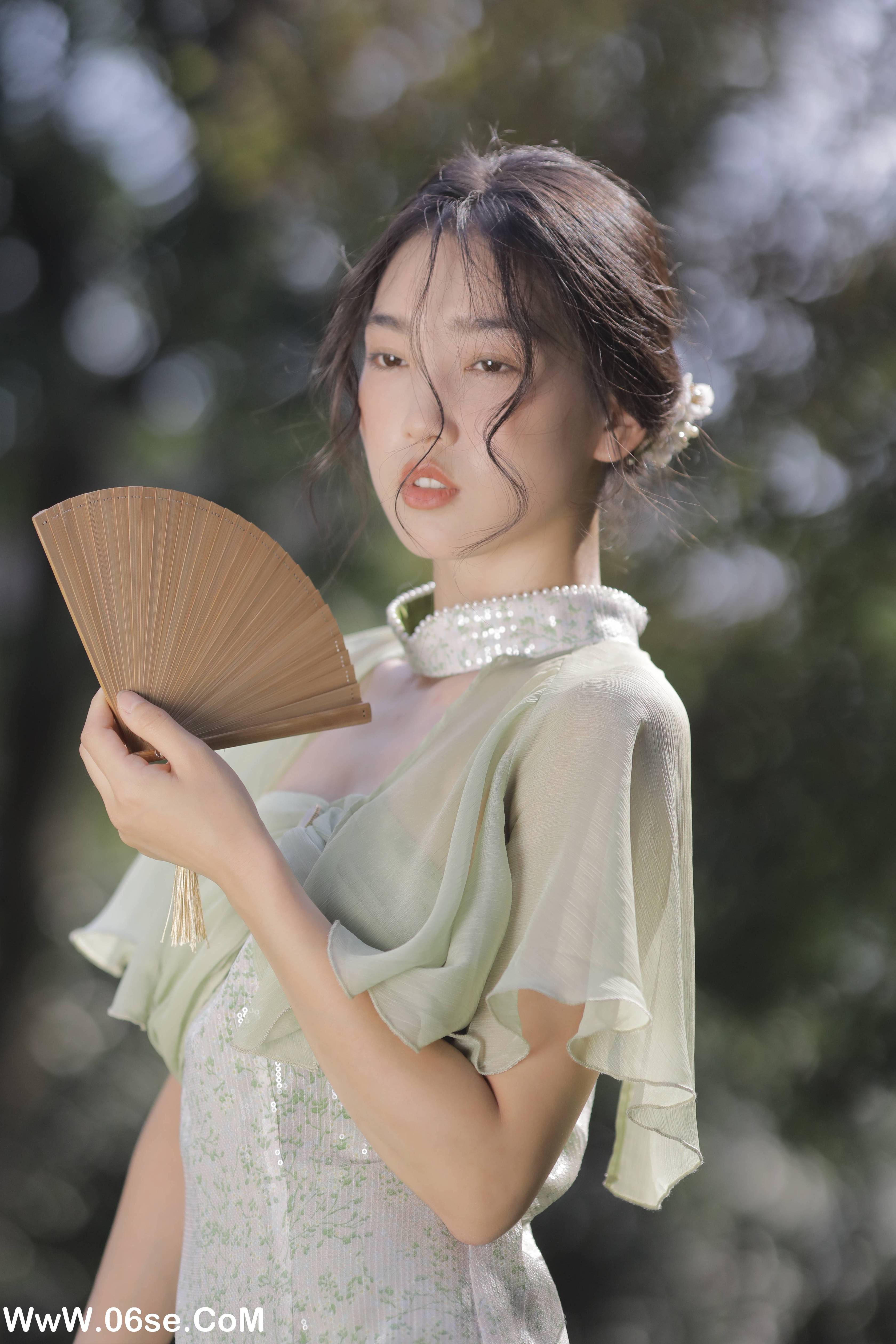 图片[13]-[YITUYU艺图语]2022.12.10 春不晚 海角的郭荣[28+1P／457MB]-六色网