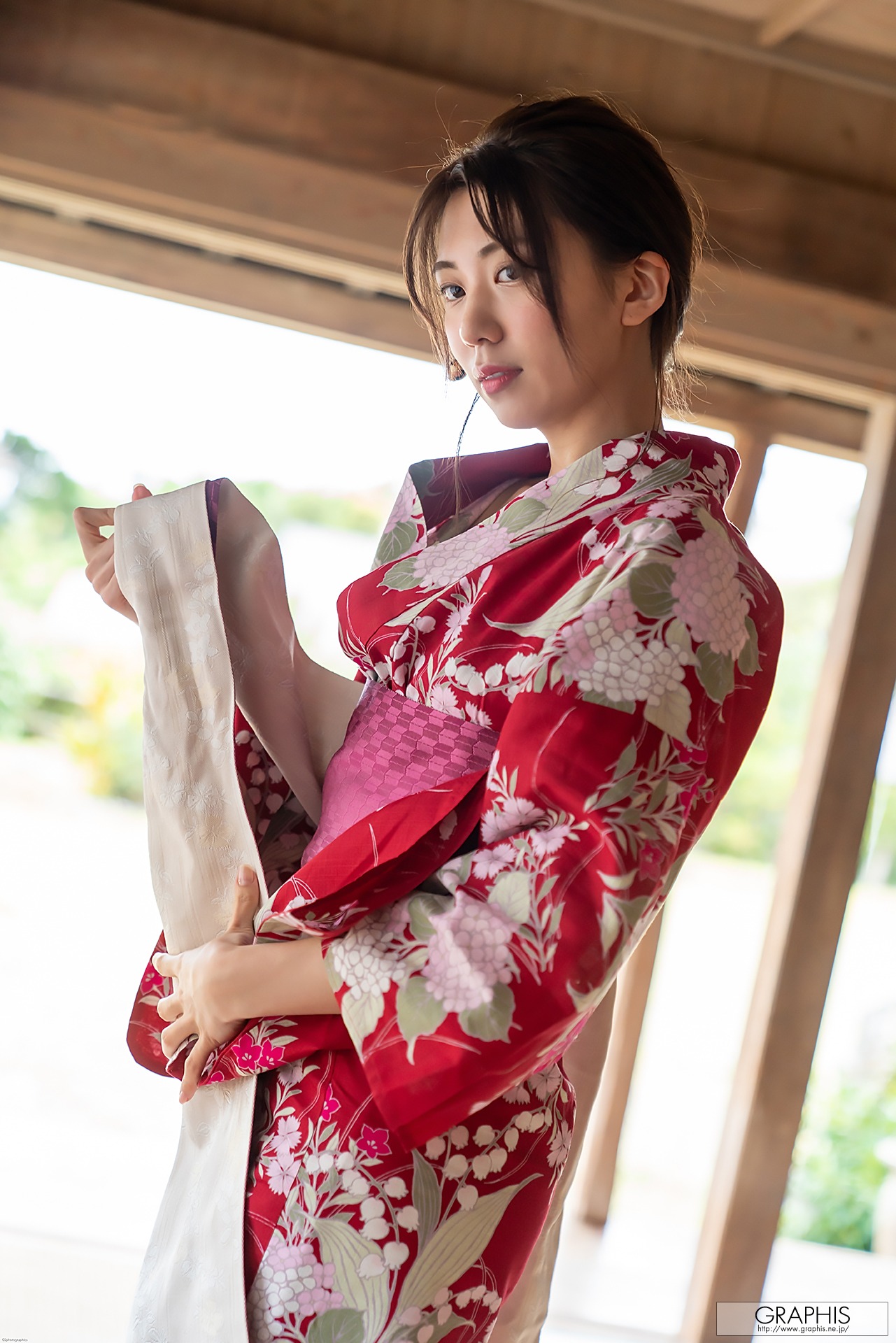 [Graphis] Gals - Aika Yamagishi 山岸逢花 200P 182
