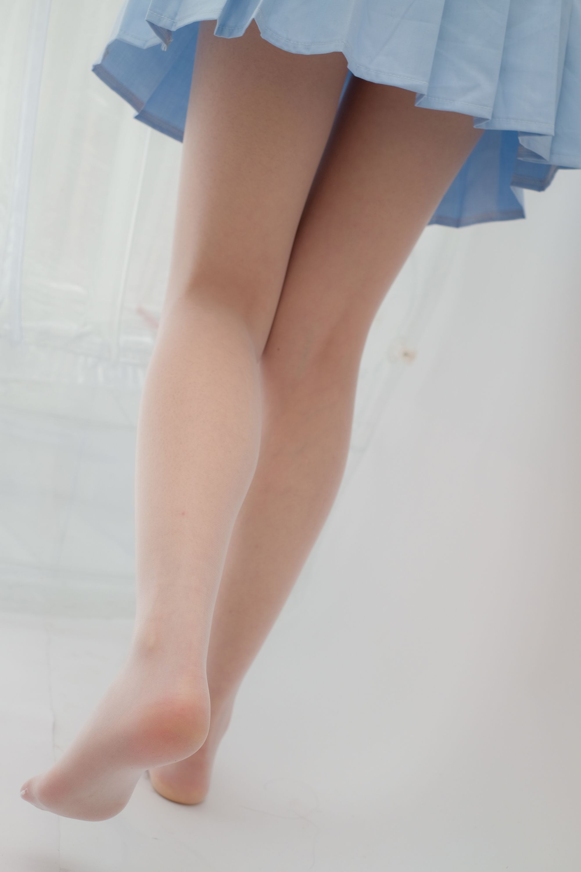 喵写真-[PR15-003] 肉丝美脚玩水瓶[69P1V] 38