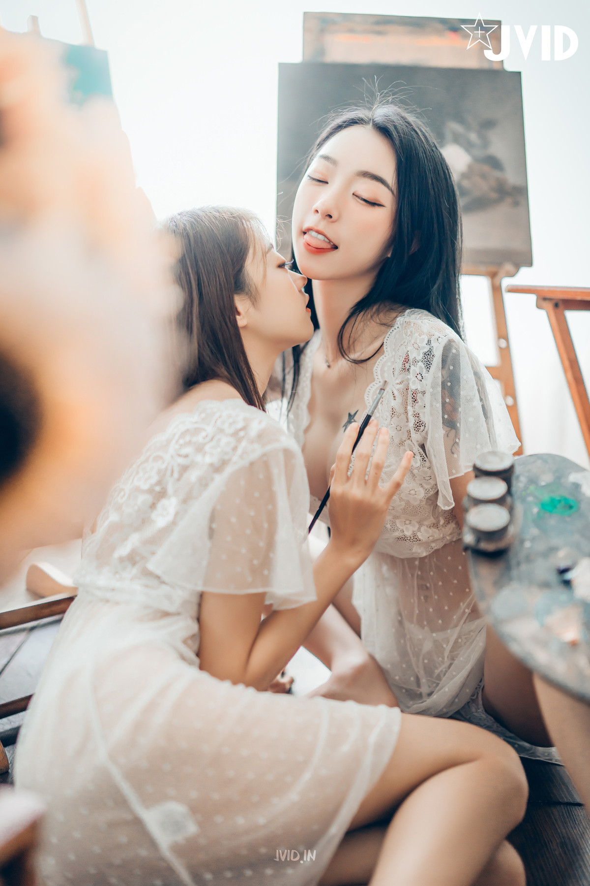 JVID精品 飄飄 妍妍 百合花神の美少女 最色色嘗試 辰辰特別客串！色色最大突破 Set.01 4