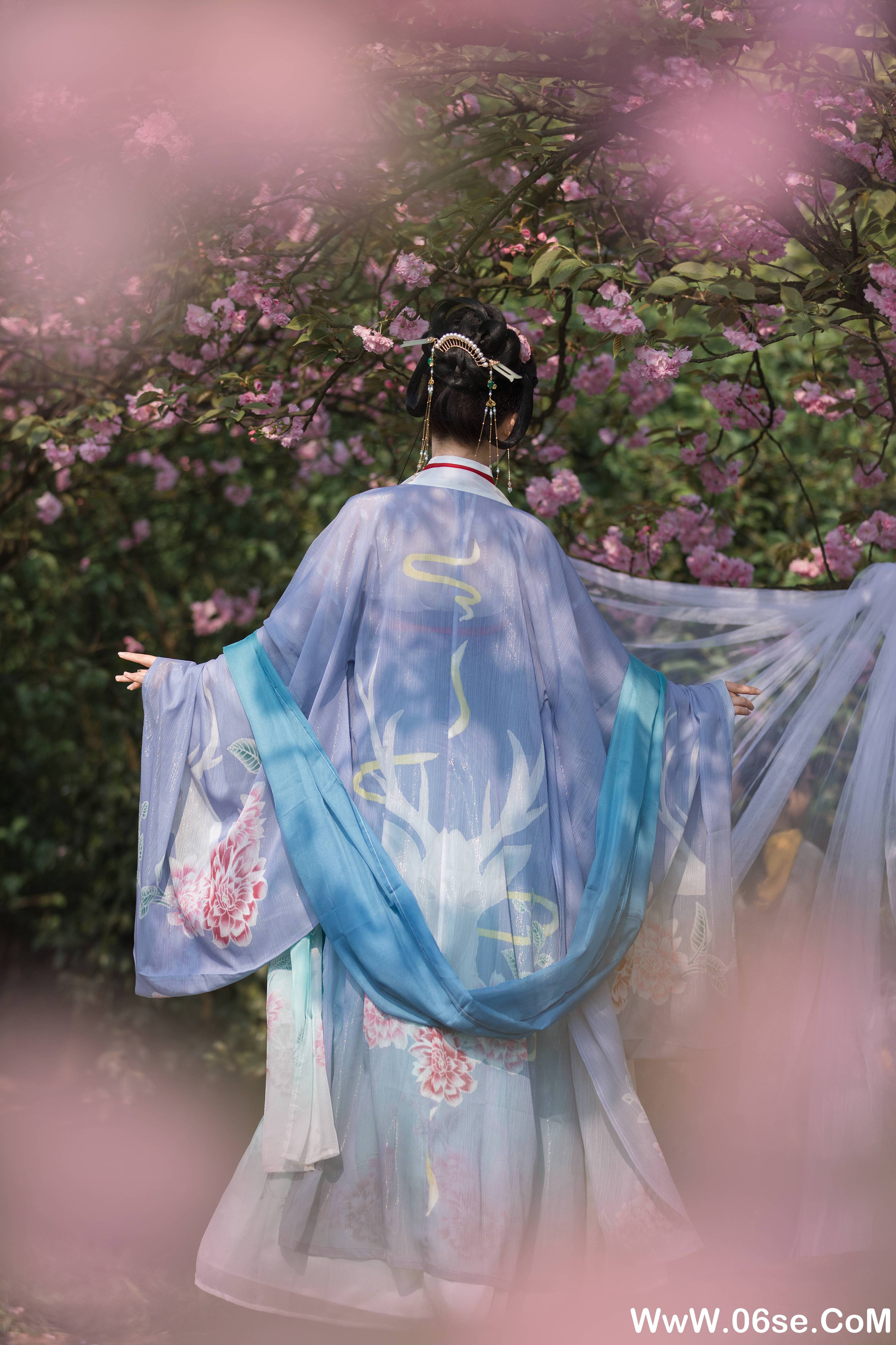 图片[19]-[YITUYU艺图语]2021.09.04 美人如樱 青卿[20+1P／262MB]-六色网