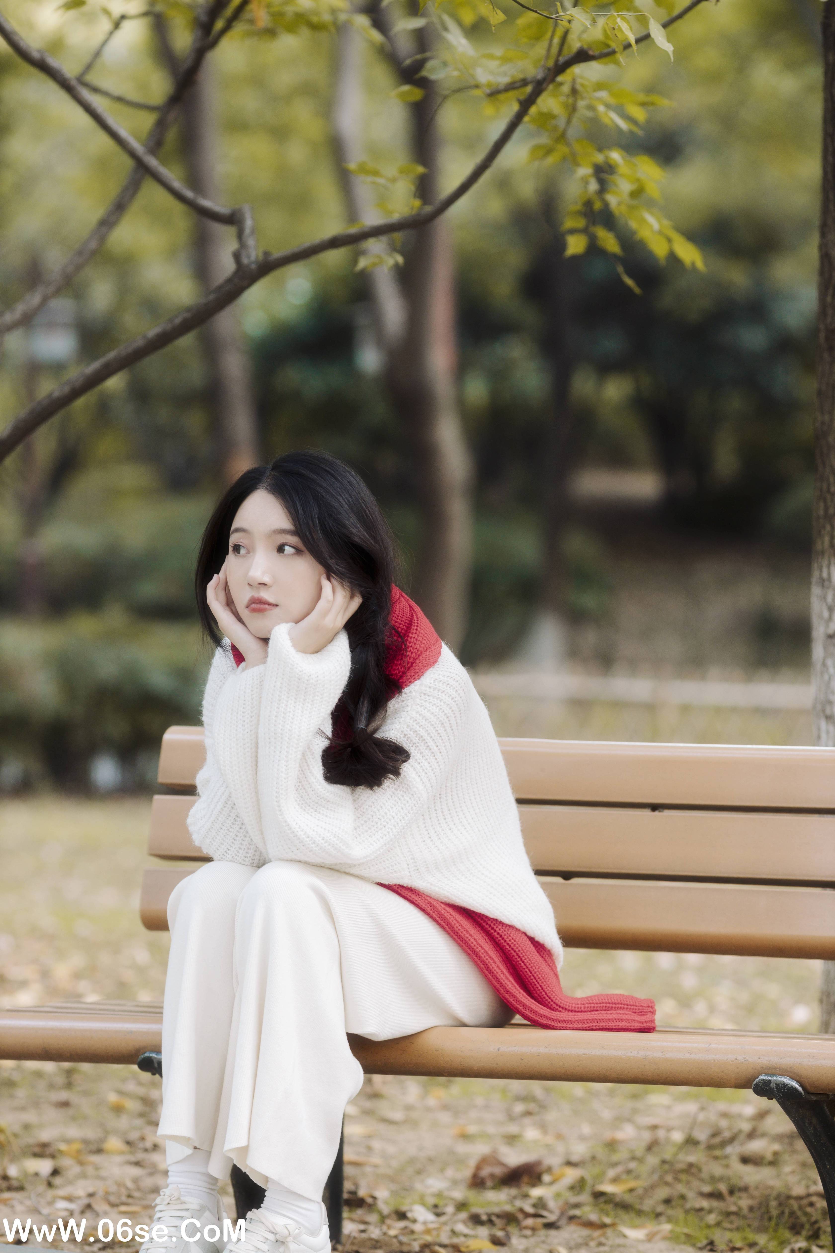 图片[31]-[YITUYU艺图语]2022.12.05 红色暖冬 幽灵胡子[45+1P／686MB]-六色网
