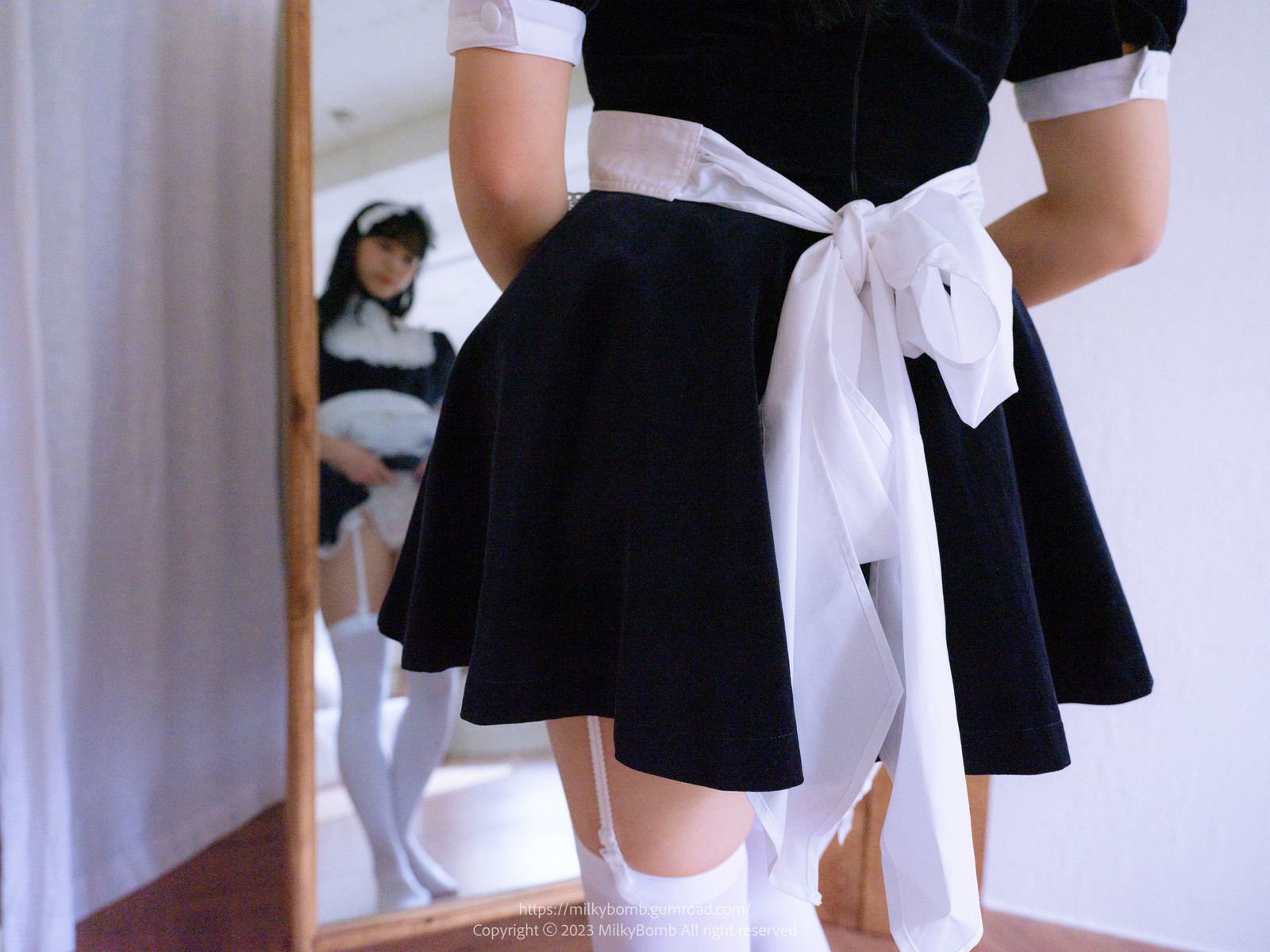 Yui 유이, [MilkyBomb] Maid Set.01 19