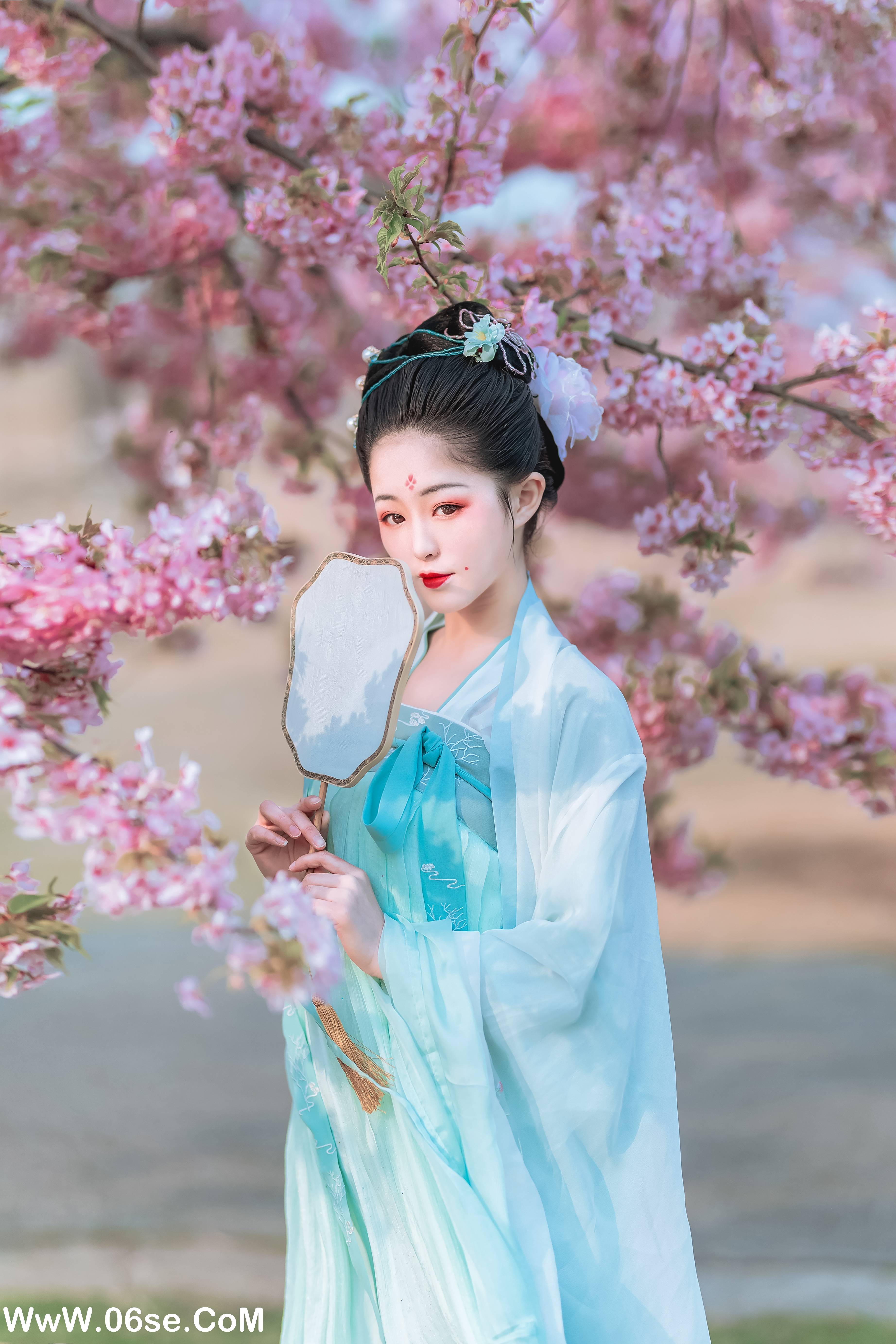 图片[18]-[YITUYU艺图语]2022.06.27 樱花美人 蟋蟀呀[32P-225.6M]-六色网