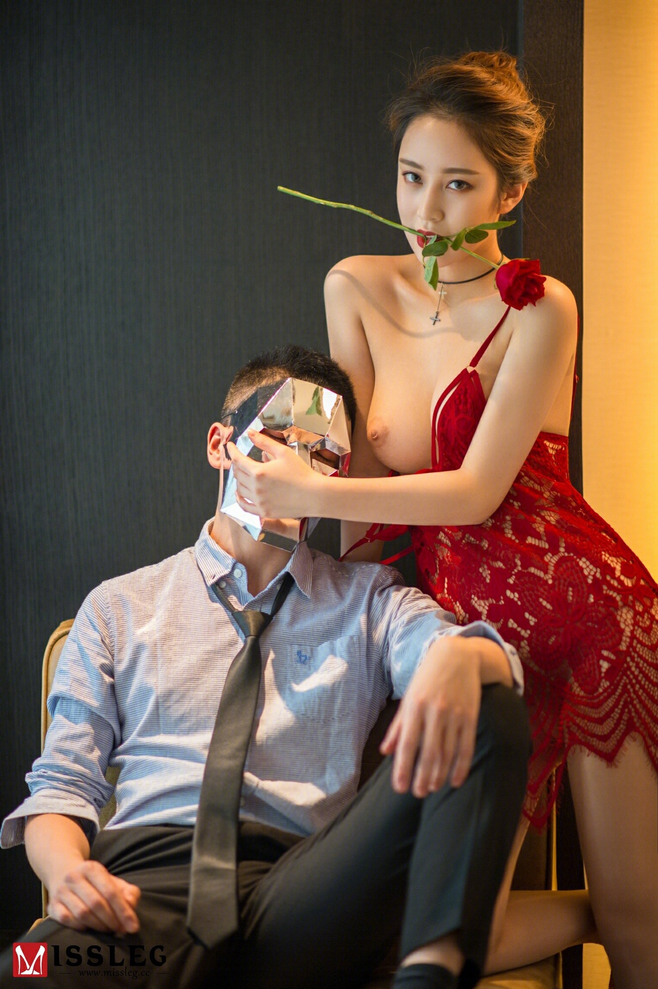 [MISSLEG蜜丝] 乔依琳 情人节玫瑰物语 41P 11