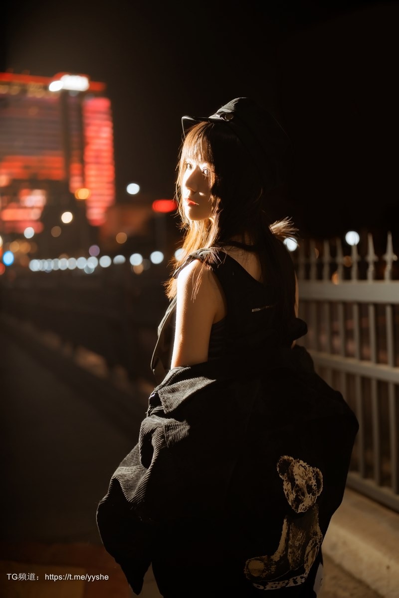 [Cos]桜桃喵 - VV[40P] 18