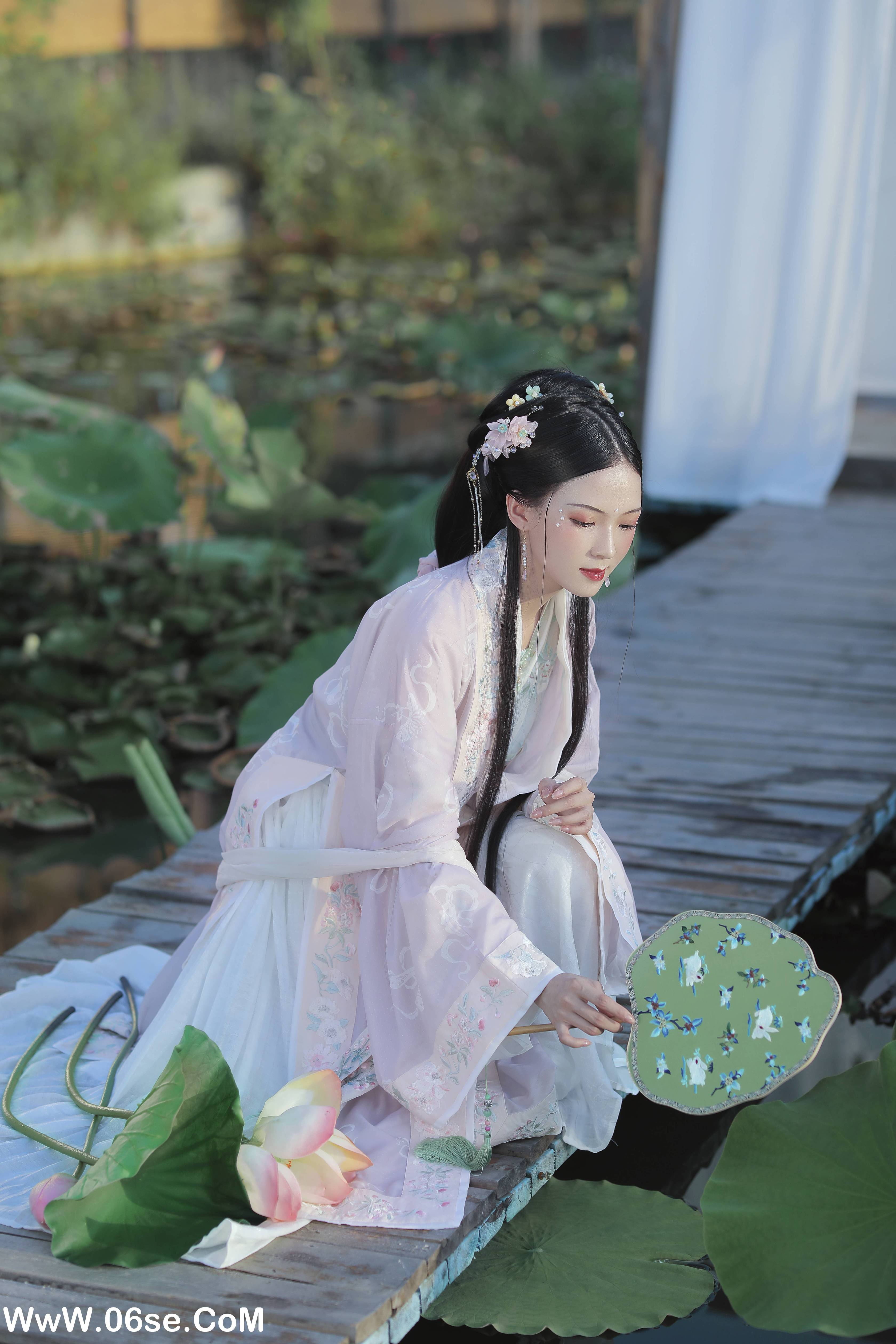 图片[22]-[YITUYU艺图语]2022.05.30 芙蓉 ella[23P-360.61MB]-六色网