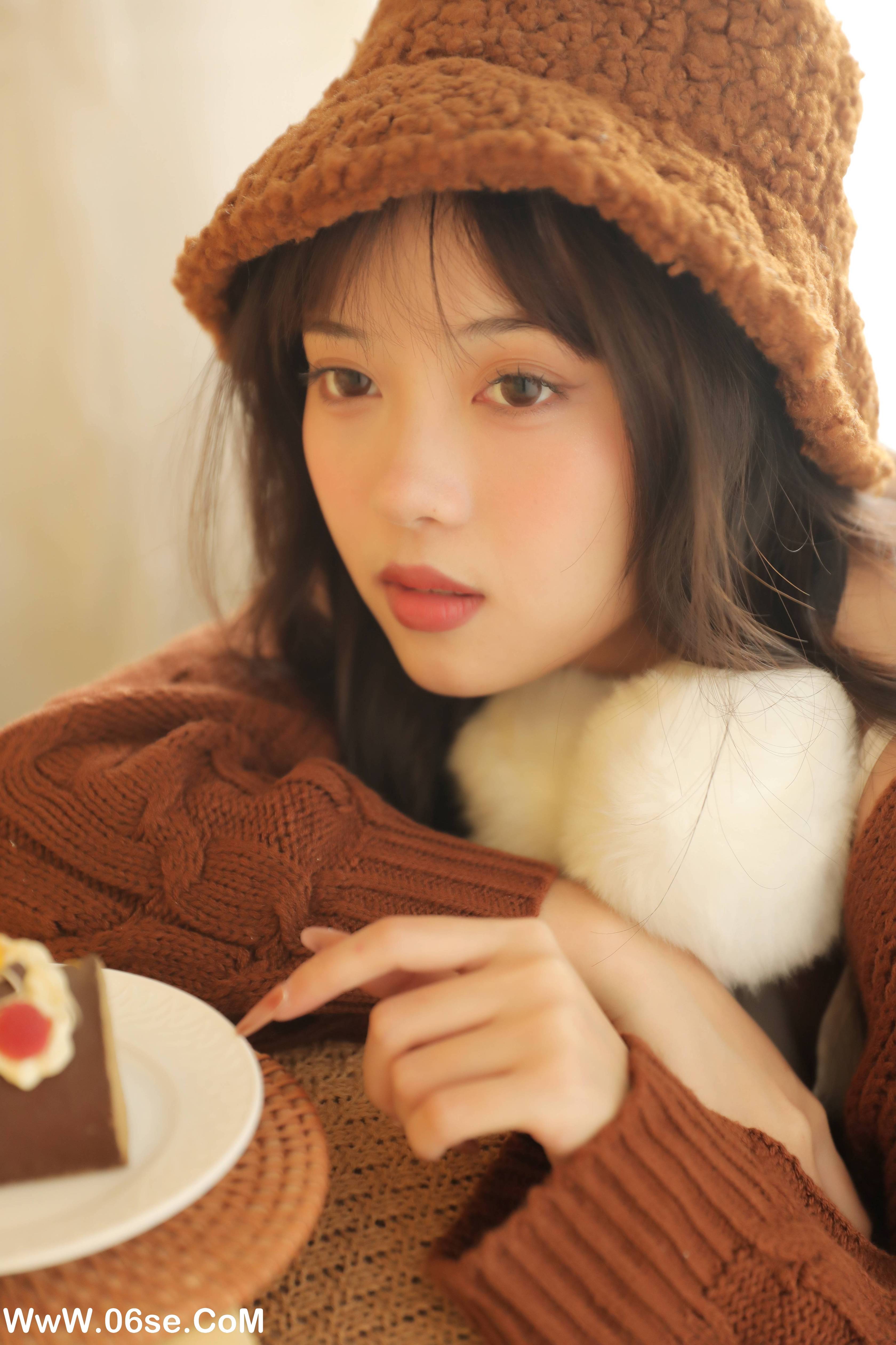 图片[23]-[YITUYU艺图语]2022.11.24 榛子拿铁 小薇人儿[31+1P／355MB]-六色网