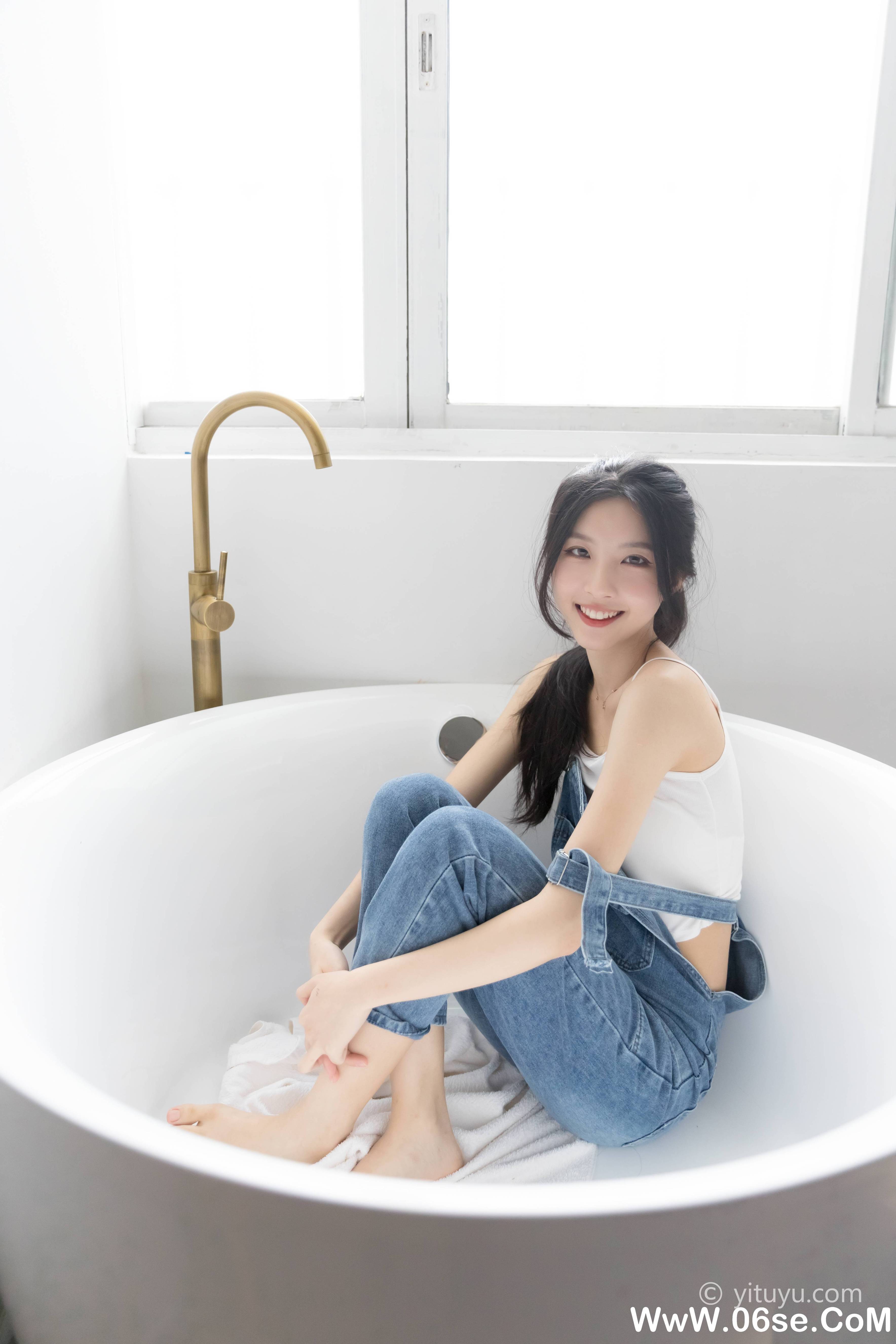 图片[18]-[YITUYU艺图语]2021.04.21 蓝色牛仔裤 小铟[24+1P／293MB]-六色网