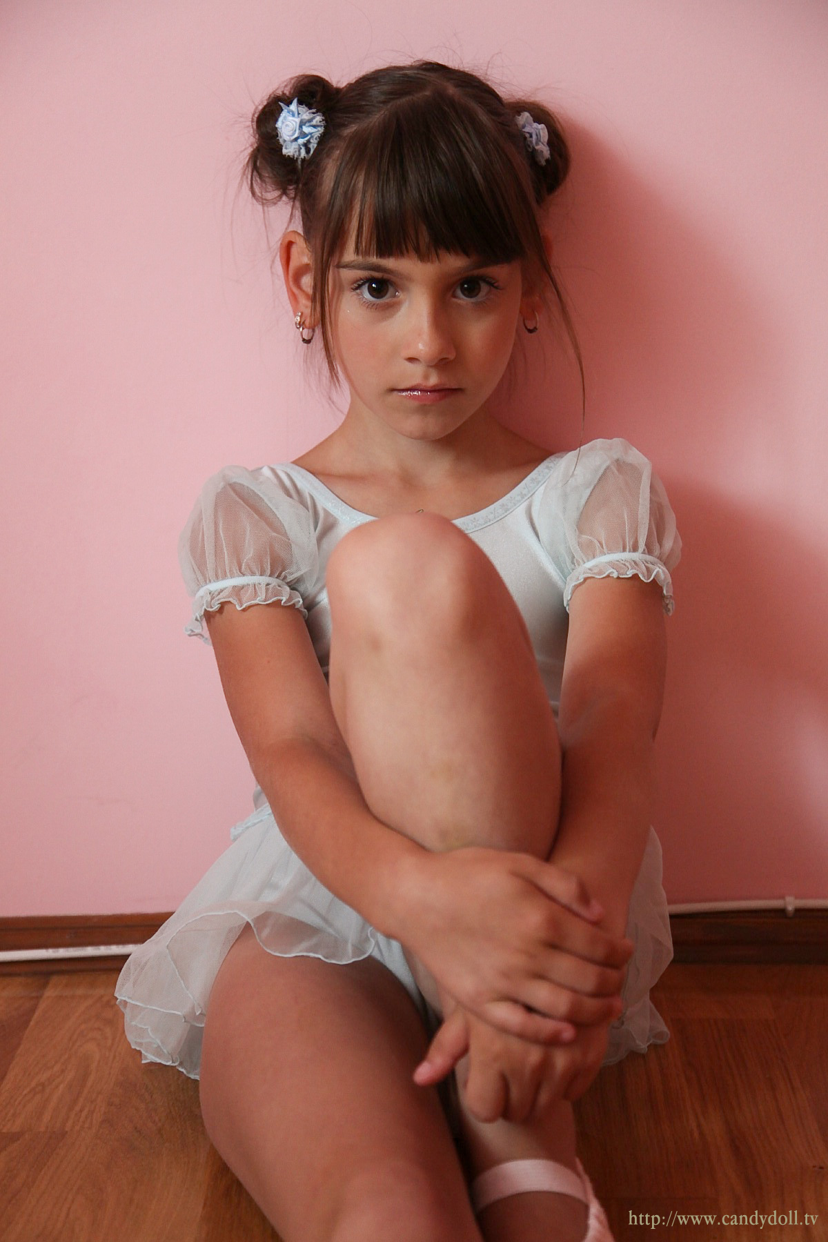 [Image: bb8d3885031f4e010e107.jpg]