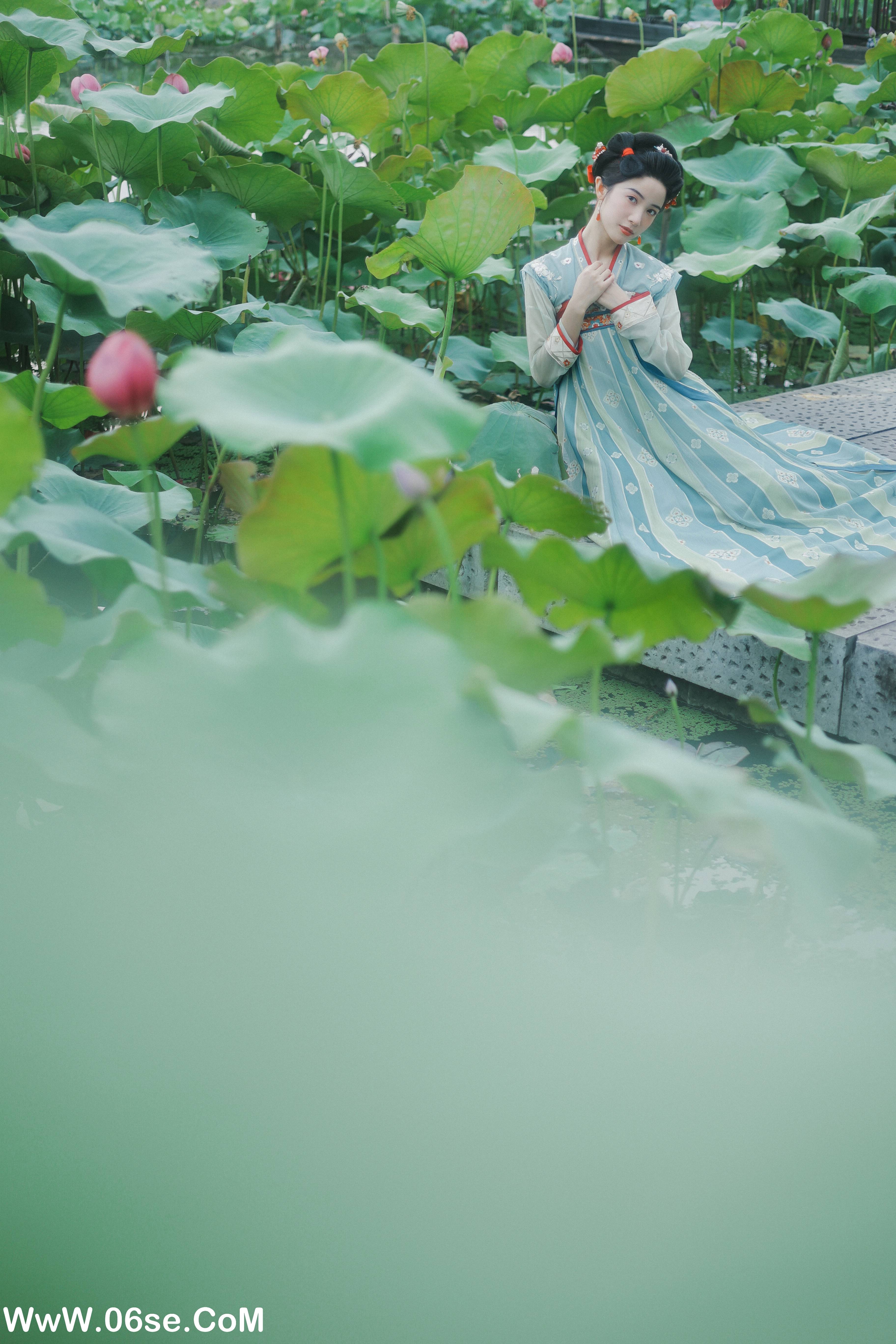 图片[28]-[YITUYU艺图语]2022.07.14 夏荷 一只阿梦崽[38+1P／294MB]-六色网