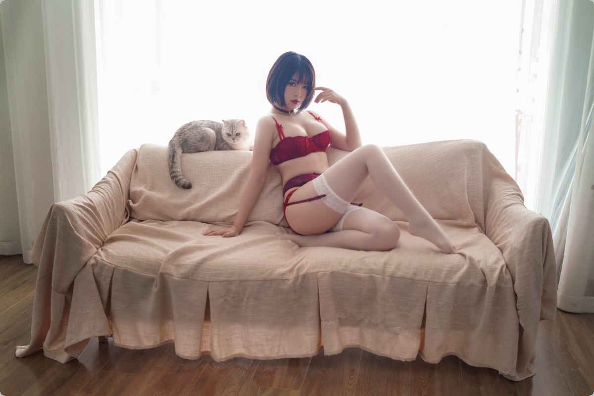 [Cos]半半子 - 赤紅[38P] 2
