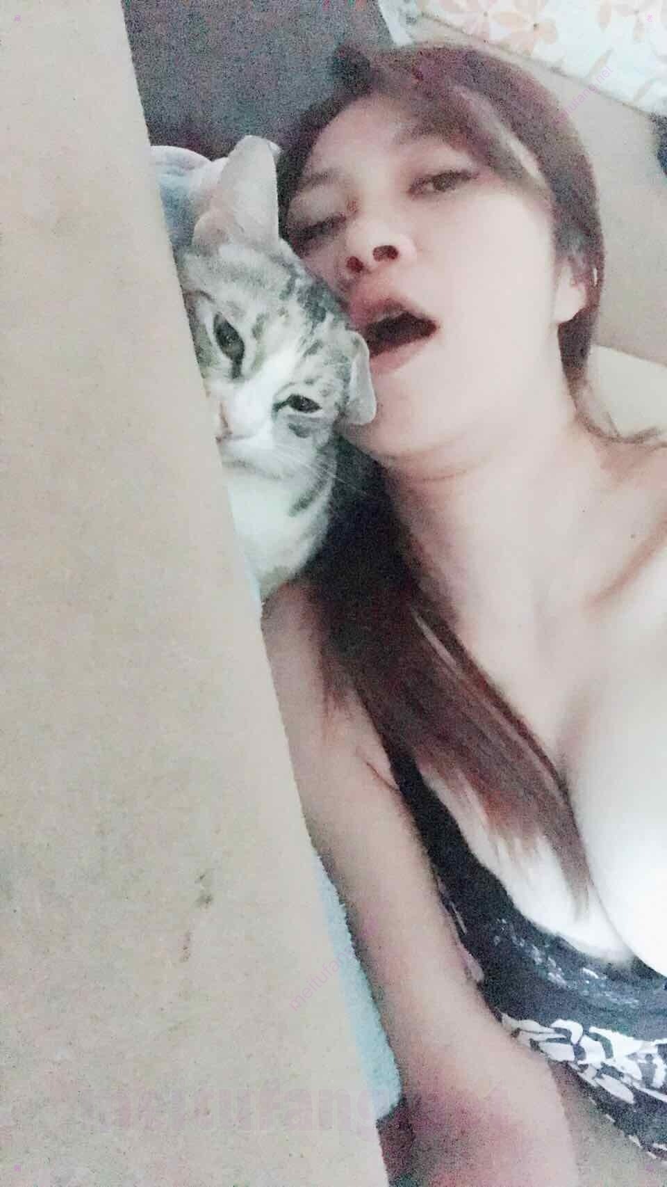 当过模特的前女友私密视频被渣男曝光 86