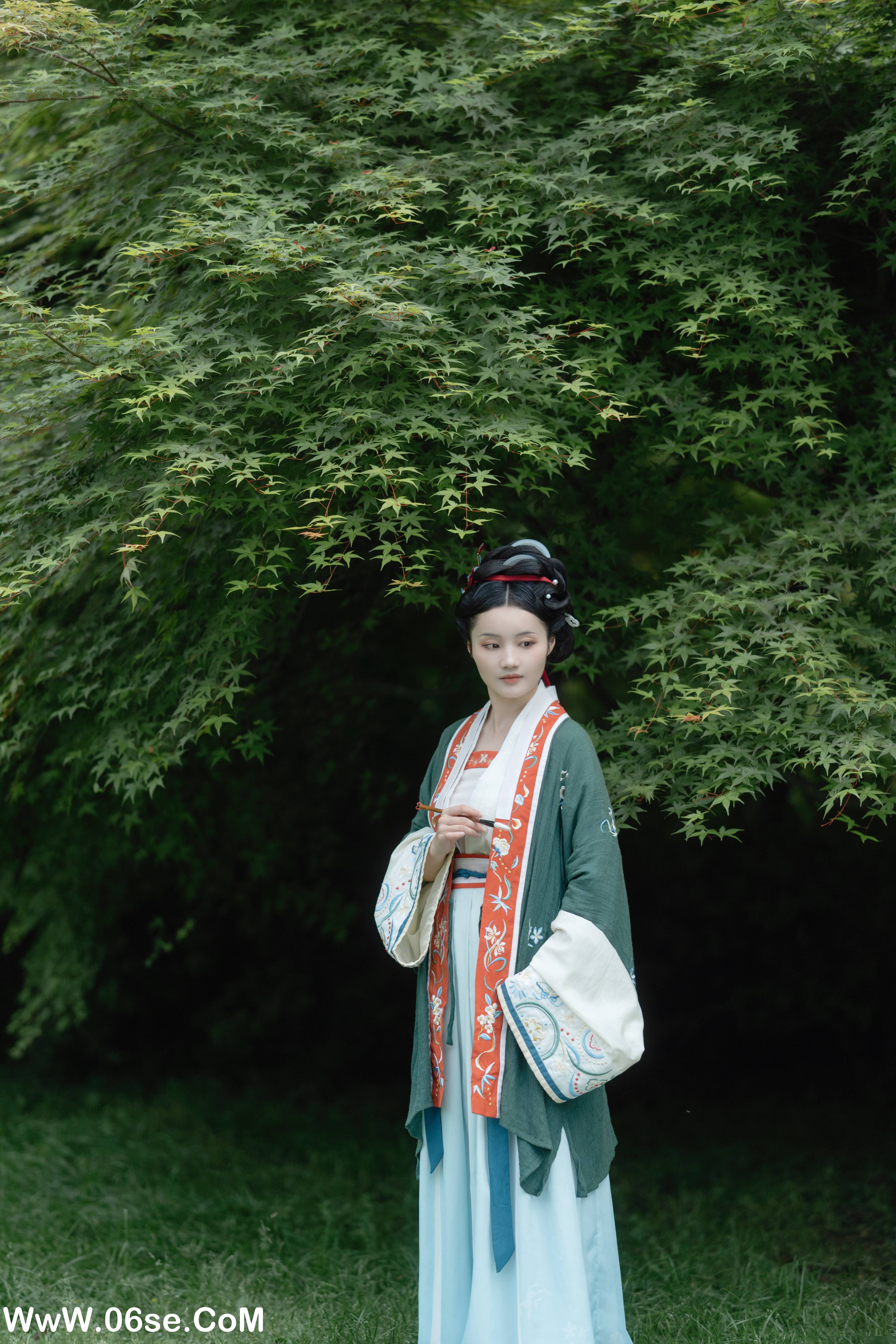 图片[19]-[YITUYU艺图语]2022.10.31 画莫叶 默默[25+1P／272MB]-六色网
