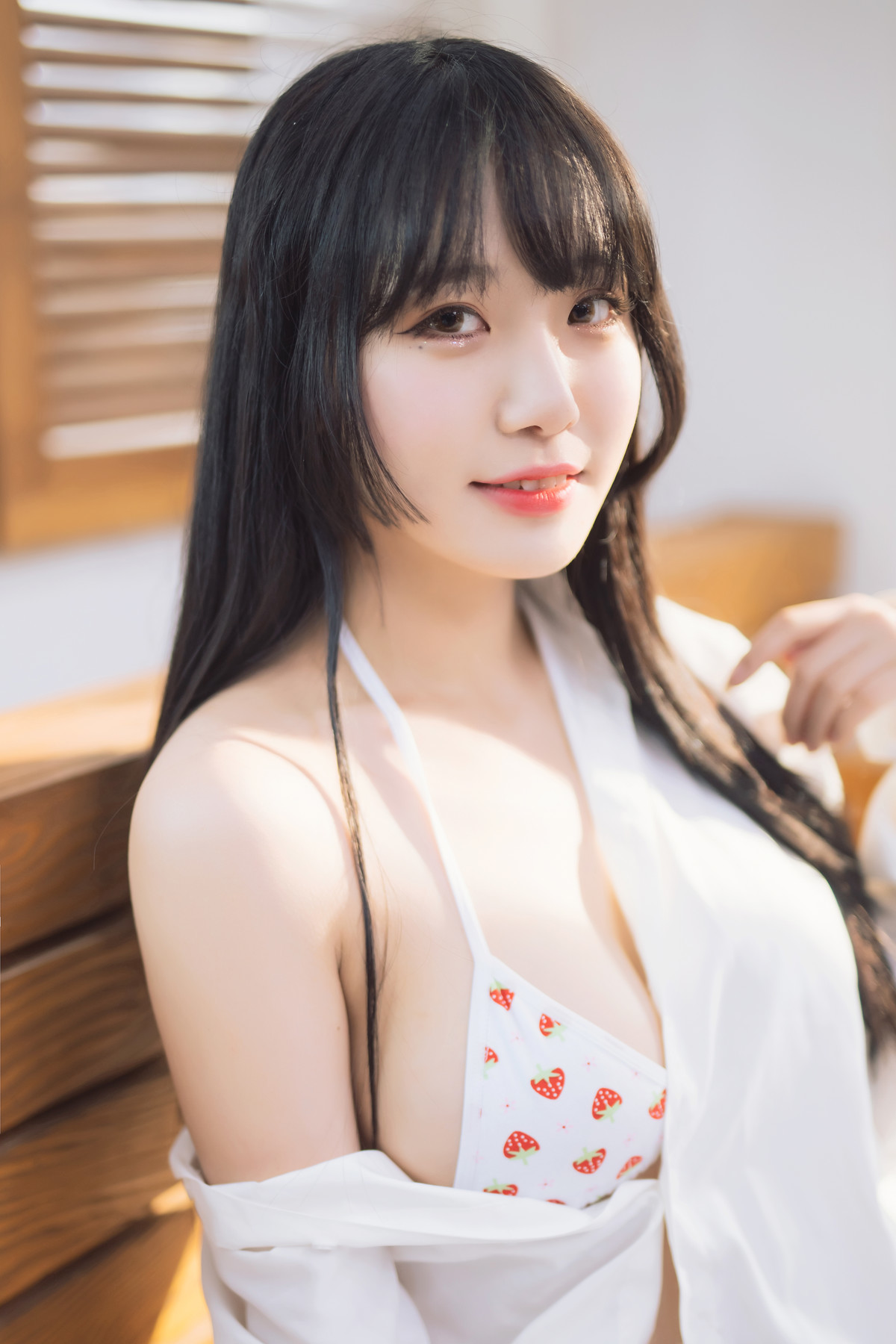 Sooflower 수련수련, Strawberry Photobook Set.01 14