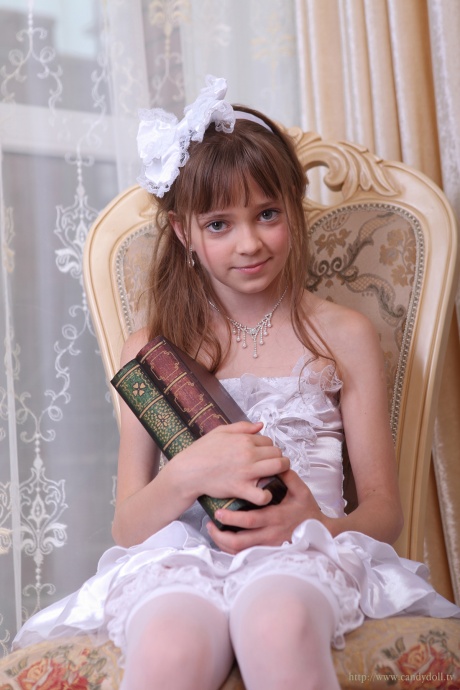 [Image: bd1936a2b98a432799eb5.jpg]