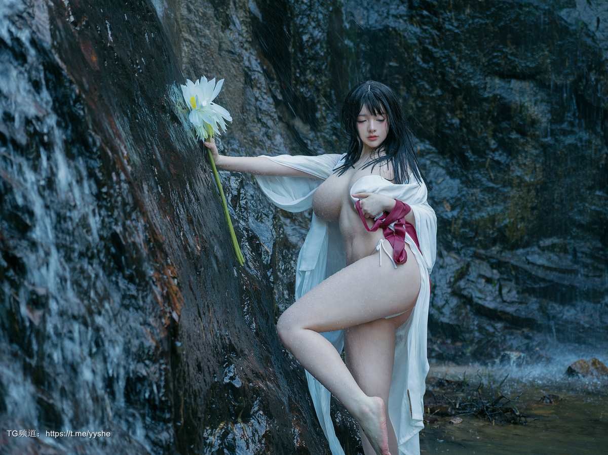 [Cos]啊寨寨-神明巫女[38P] 5