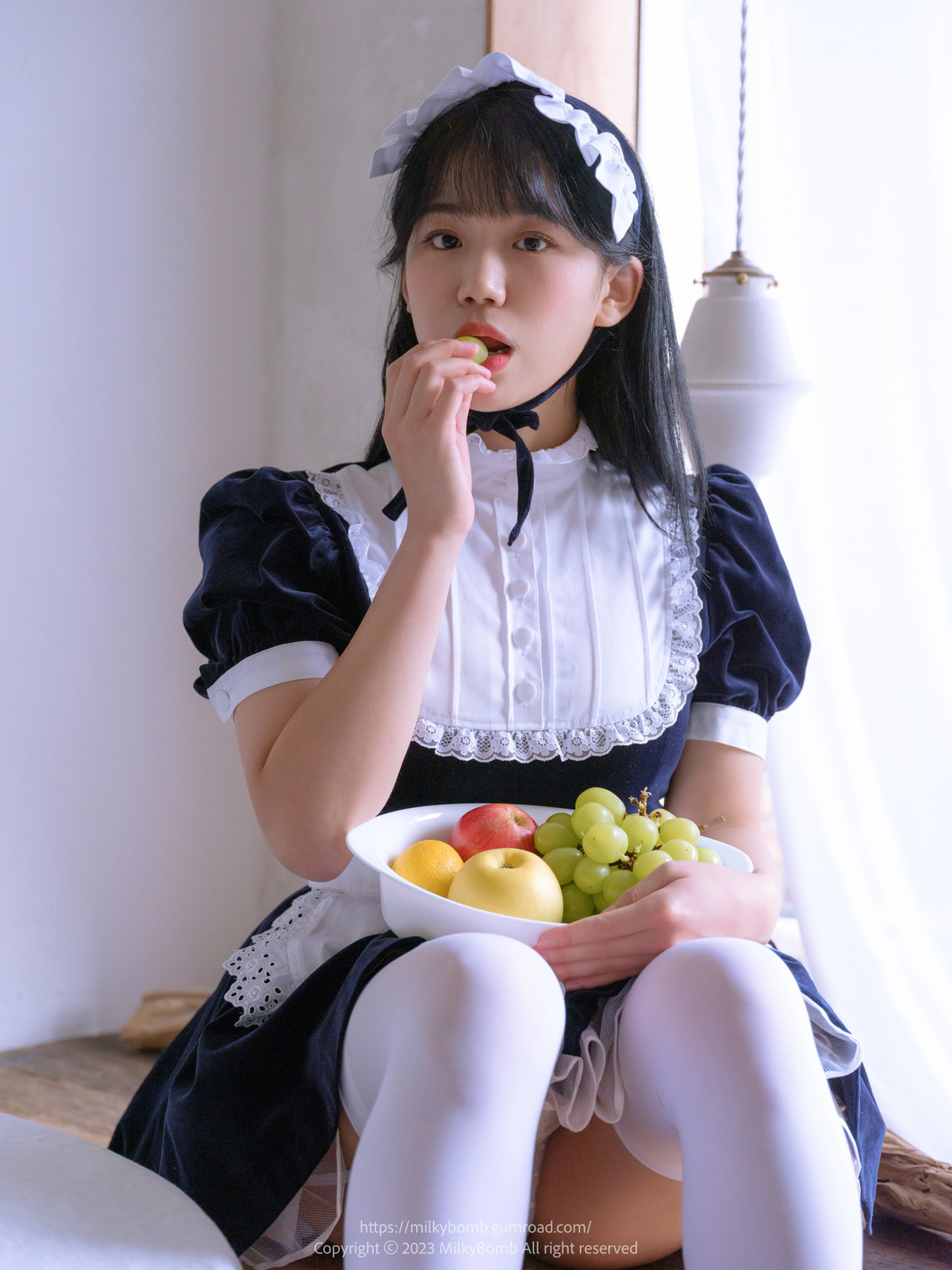 Yui 유이, [MilkyBomb] Maid Set.01 4