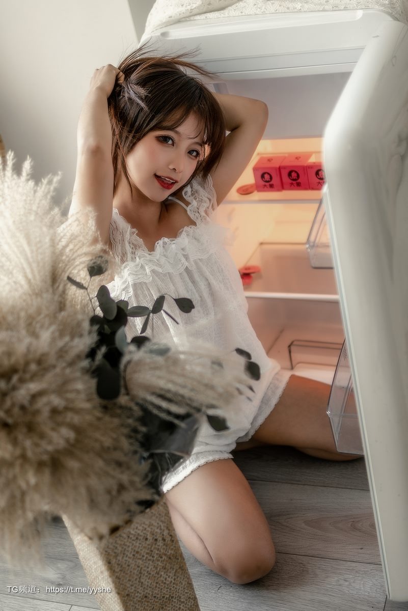 [Cos]蠢沫沫 - 白睡衣[29P] 22