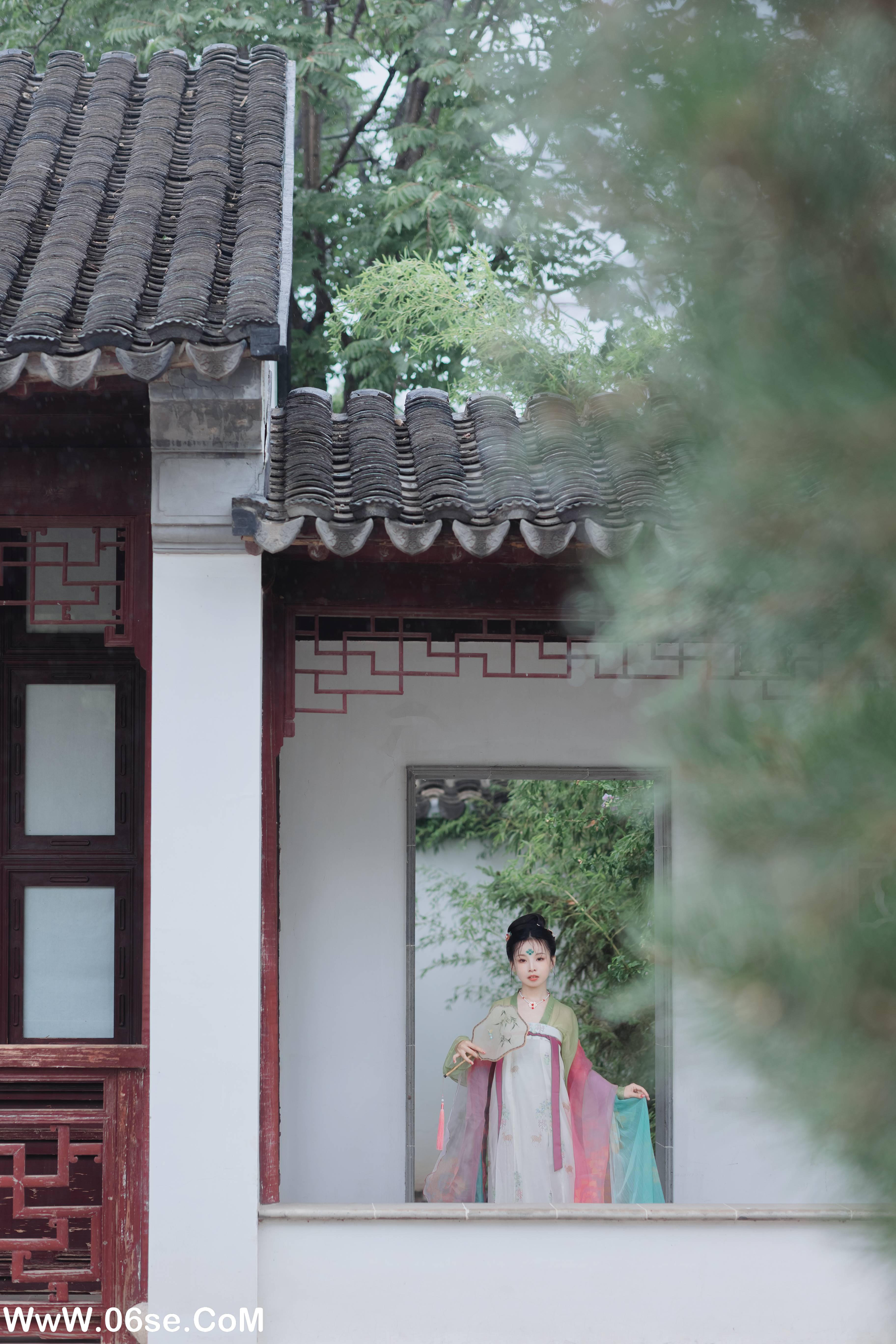 图片[31]-[YITUYU艺图语]2022.11.19 雨润别院 当年江浸月[32+1P／266MB]-六色网