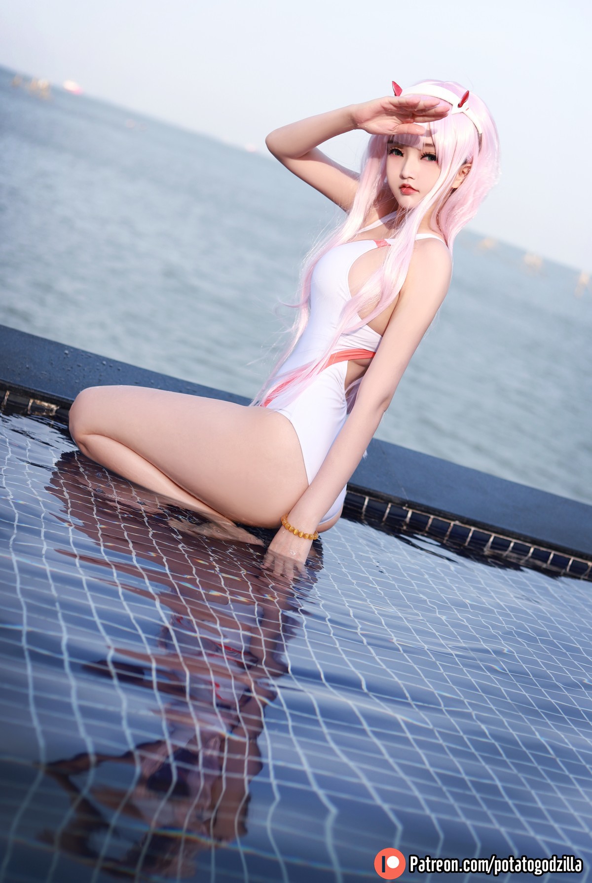 Cosplay Potato Godzilla Zero Two Swimsuit 24