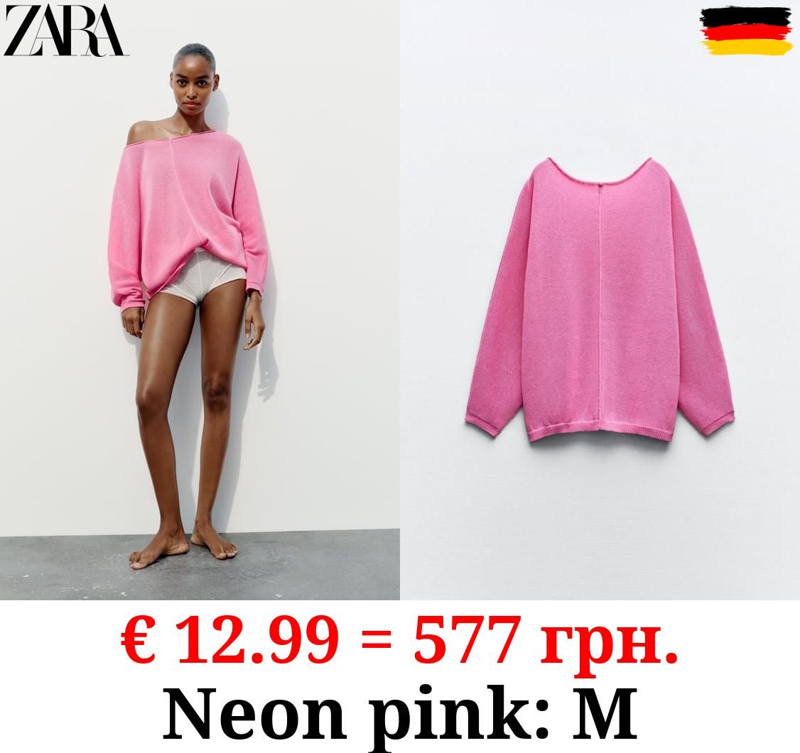 PLAIN KNIT SWEATER WITH CENTRAL SEAM